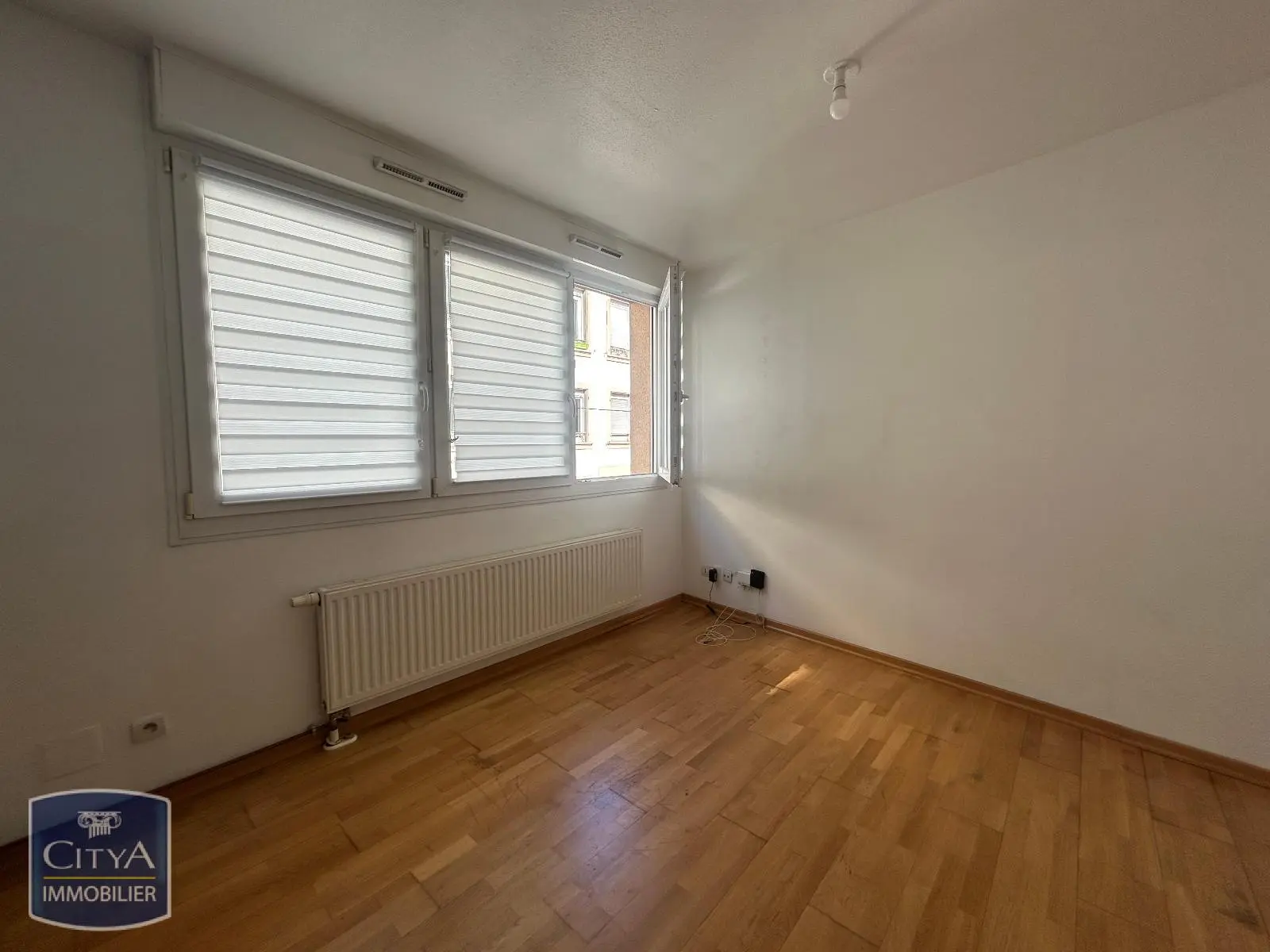 Photo 2 Appartement 1 pièce 22.82m²