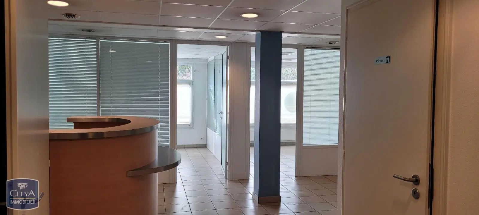 Photo 4 Local Commercial