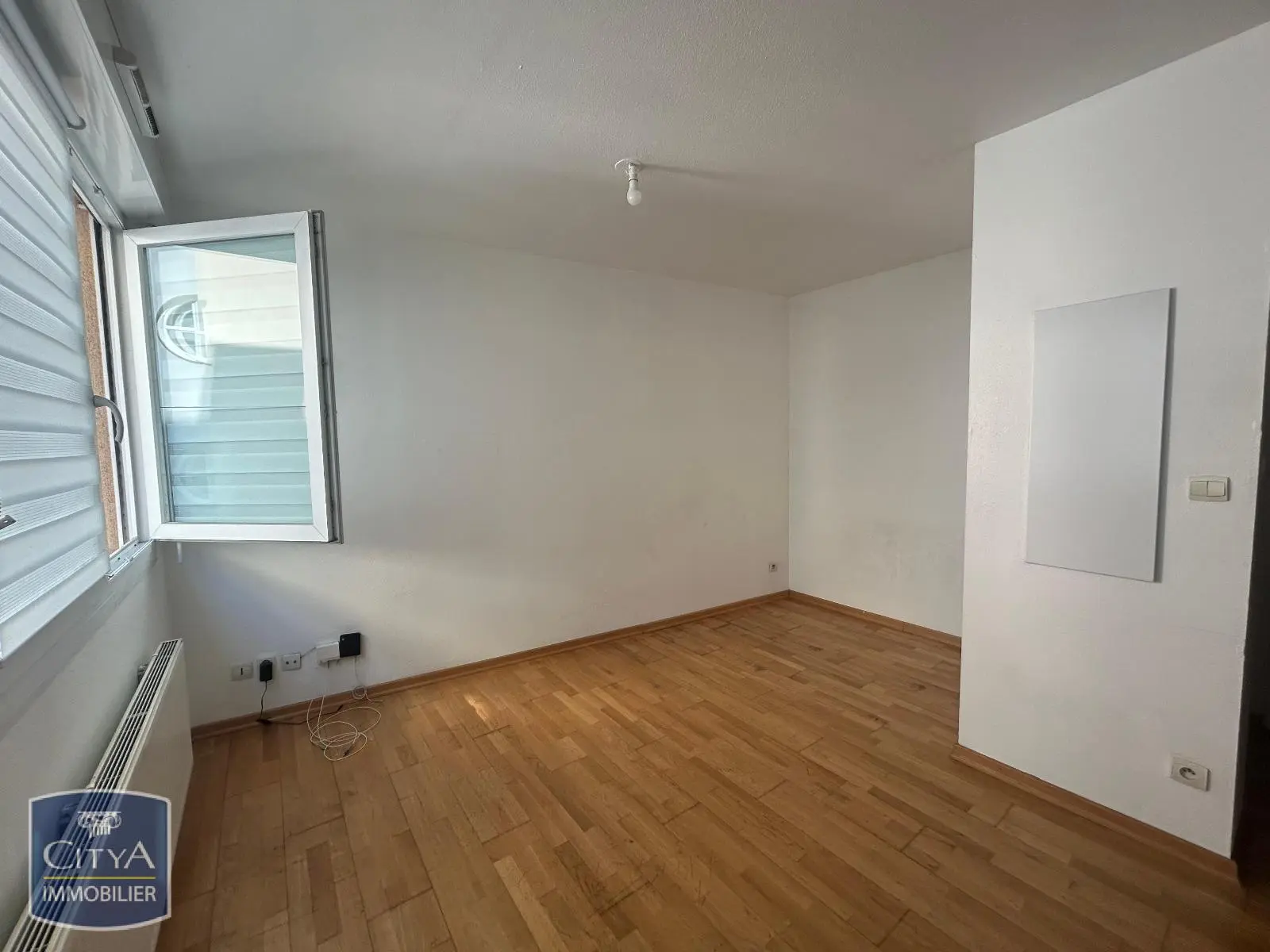 Photo 3 Appartement 1 pièce 22.82m²