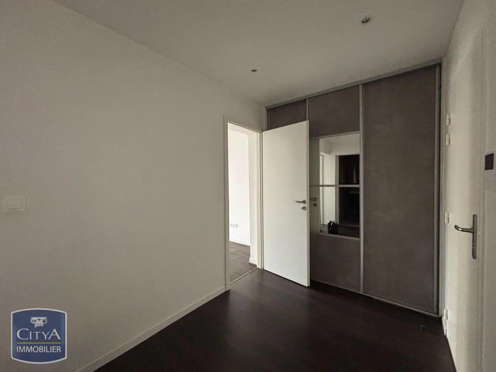 Photo 7 Appartement 2 pièces 57.79m²