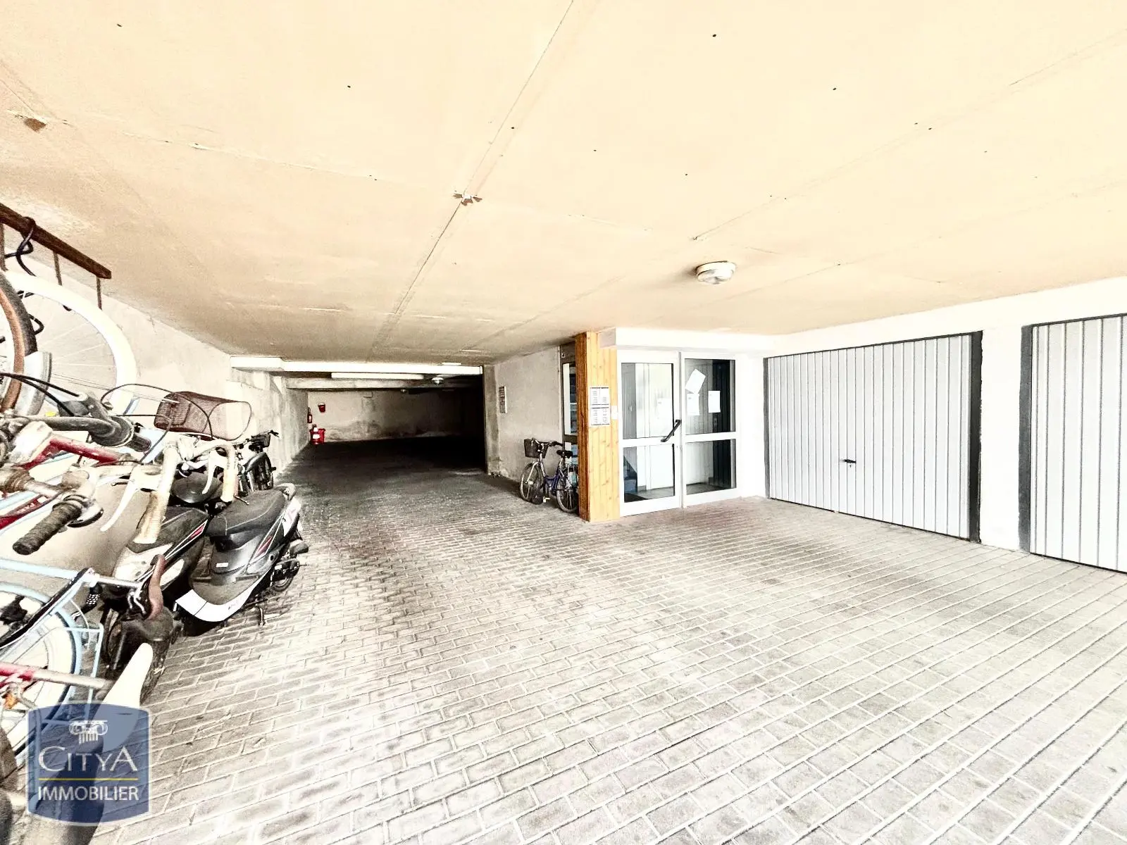 Photo 8 Appartement 1 pièce 28.8m²