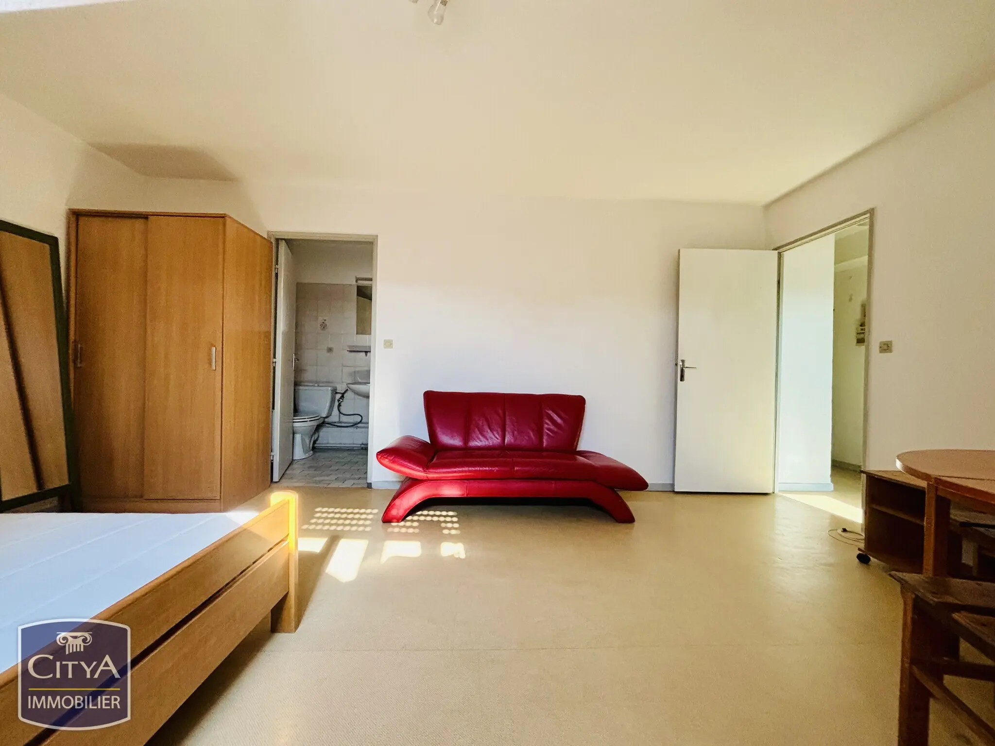 Photo 2 Appartement 1 pièce 31.65m²