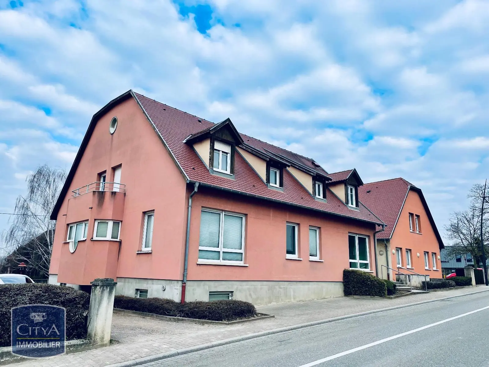 Photo 2 Local Professionnel