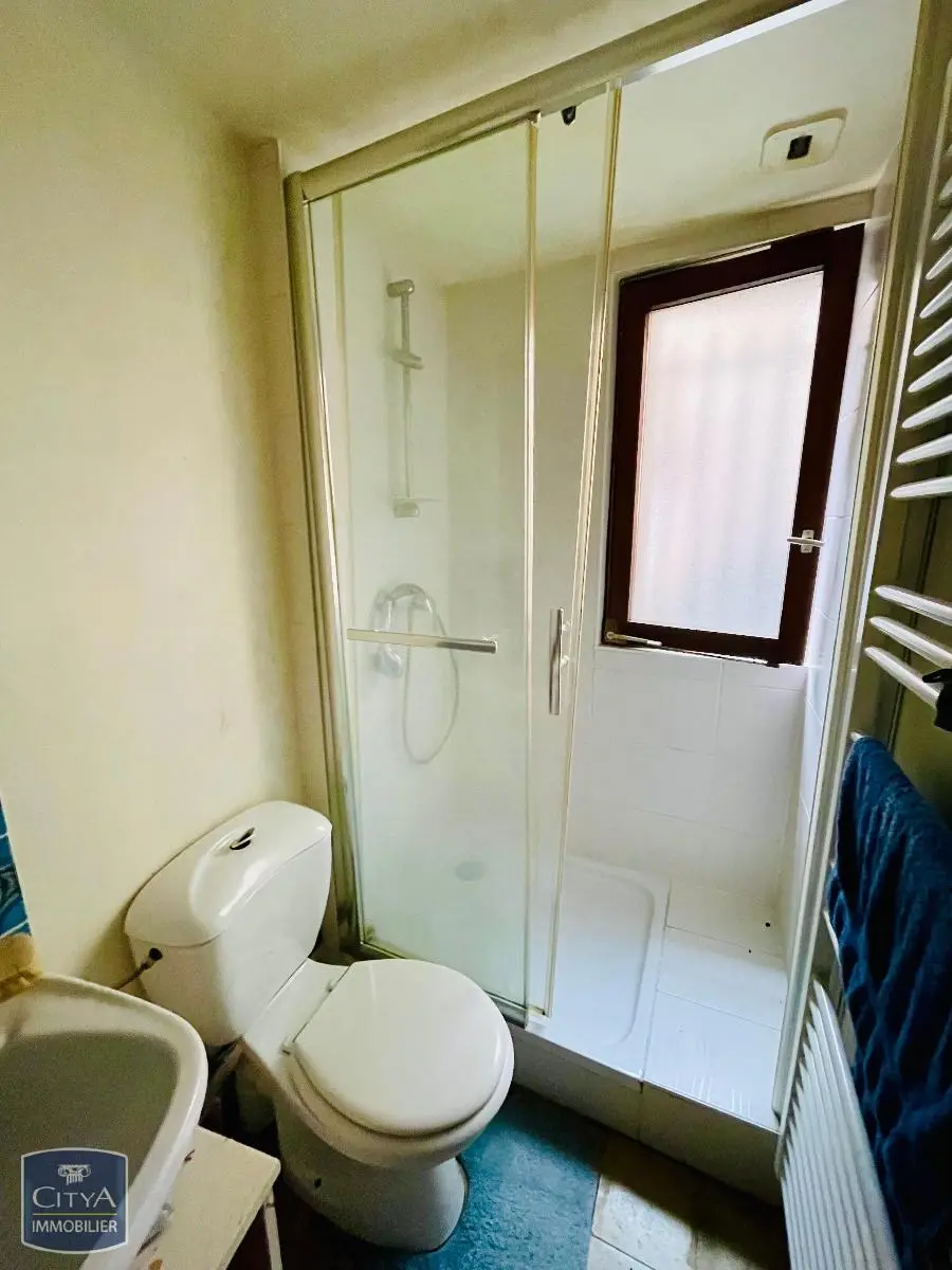 Photo 2 Appartement 1 pièce 24m²