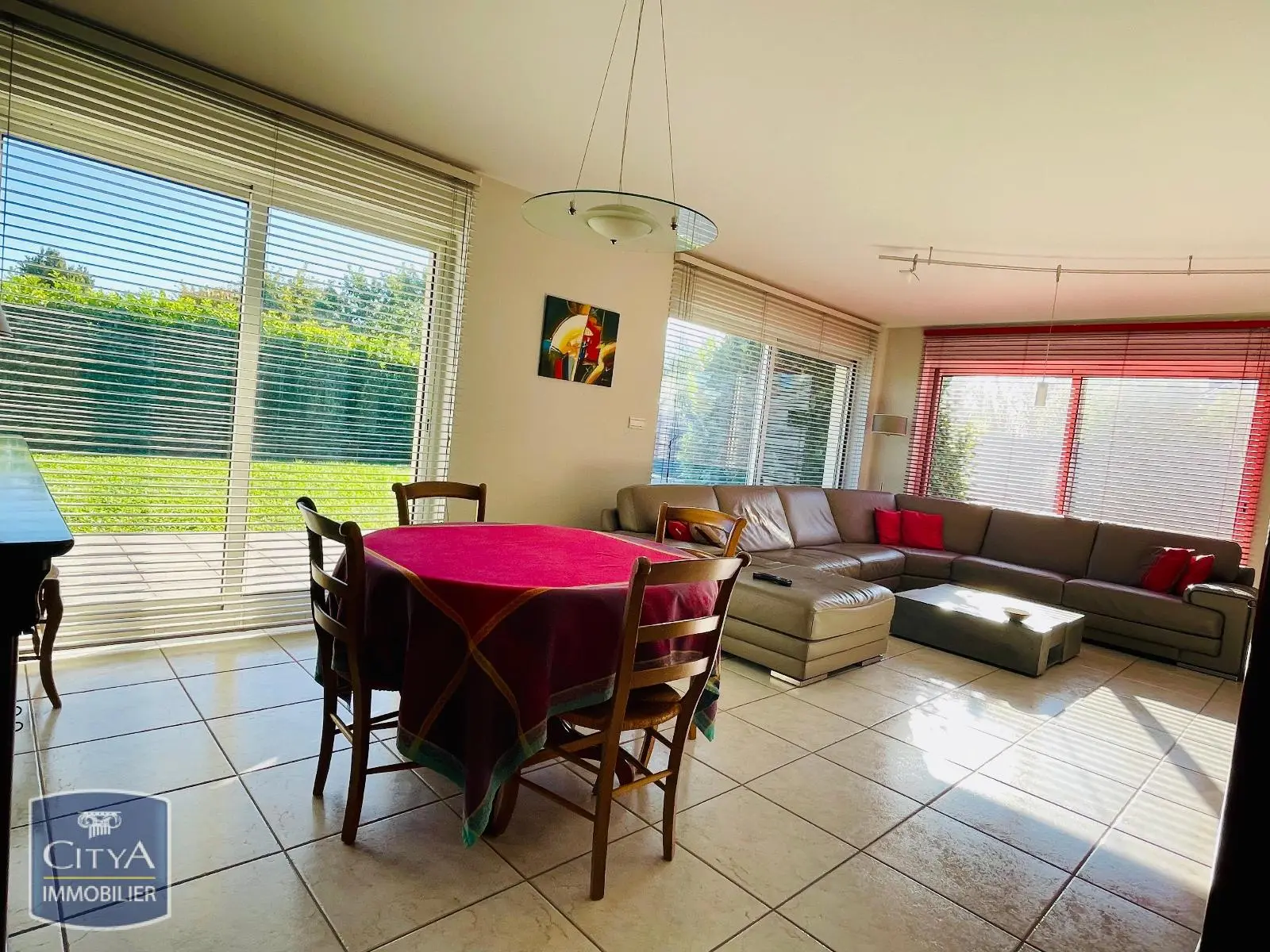 Photo 8 Maison 5 pièces 180m²