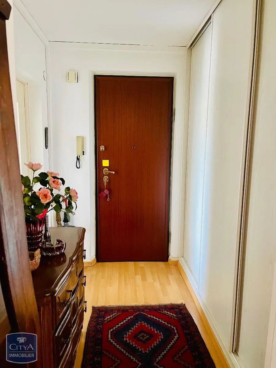 Photo 3 Appartement 5 pièces 107m²