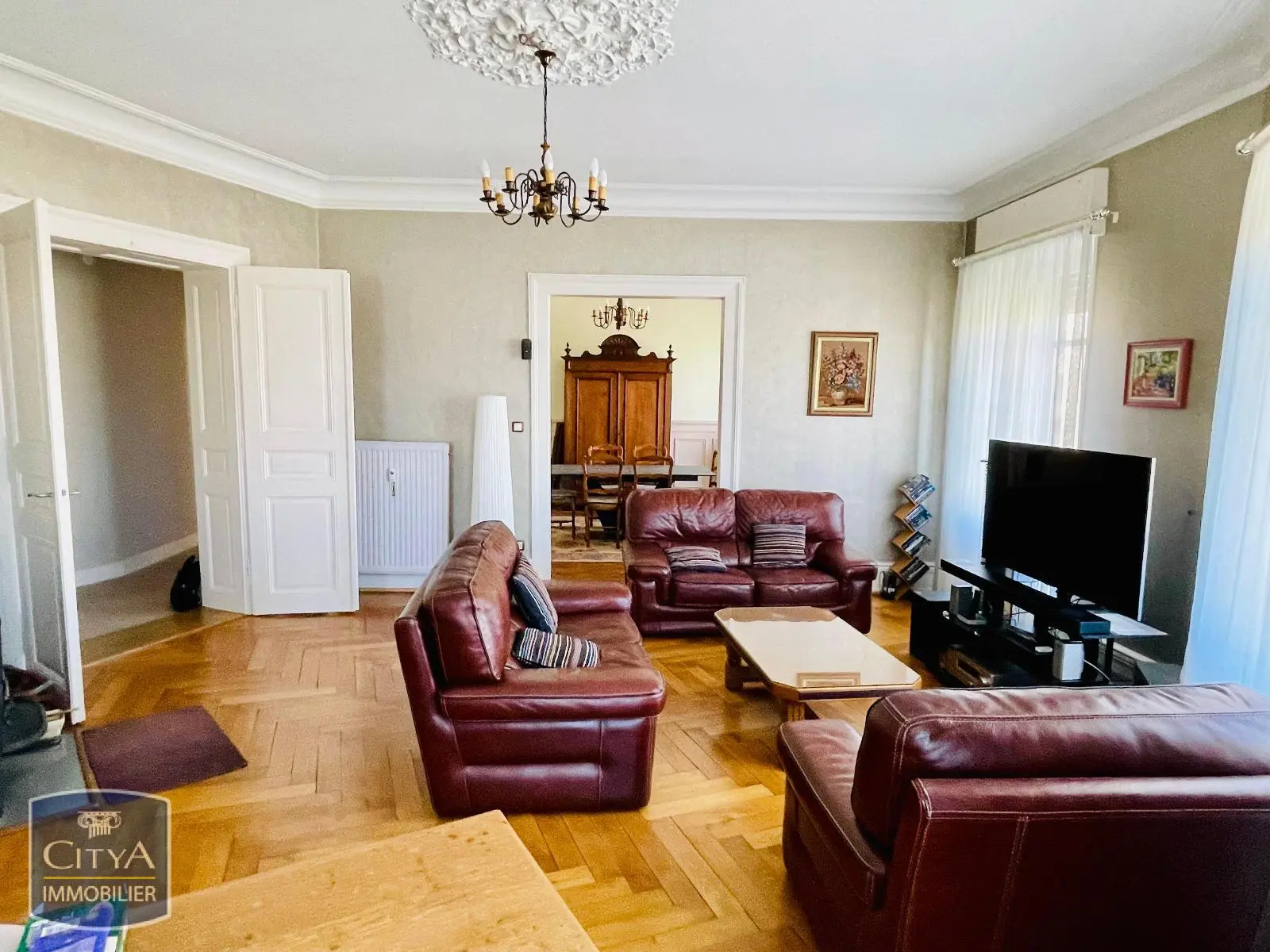 Photo 1 Appartement 6 pièces 172m²