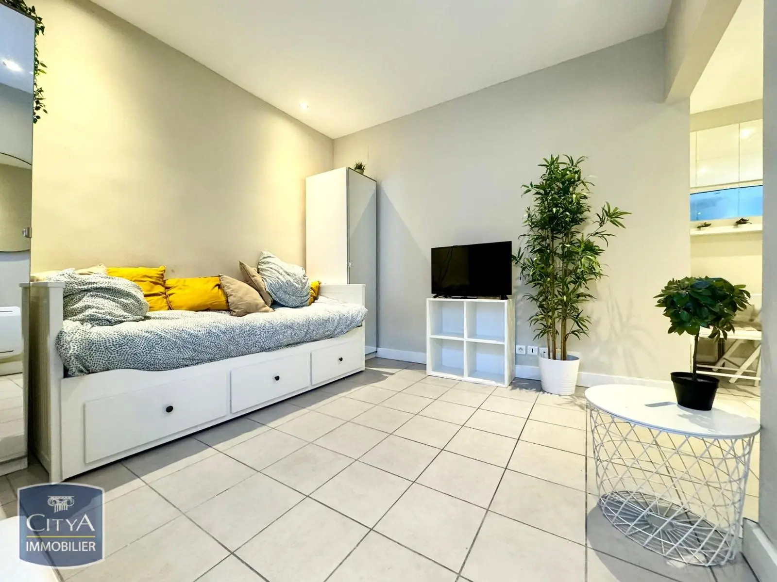 Photo 1 Appartement 1 pièce 22.02m²