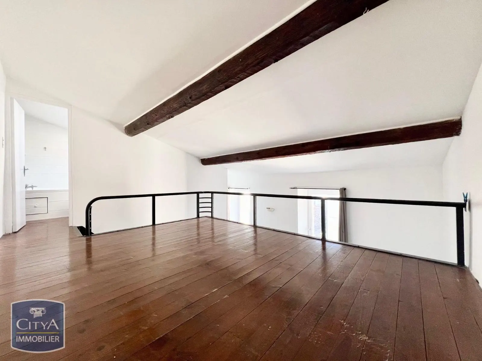 Photo 2 Appartement 1 pièce 37.74m²