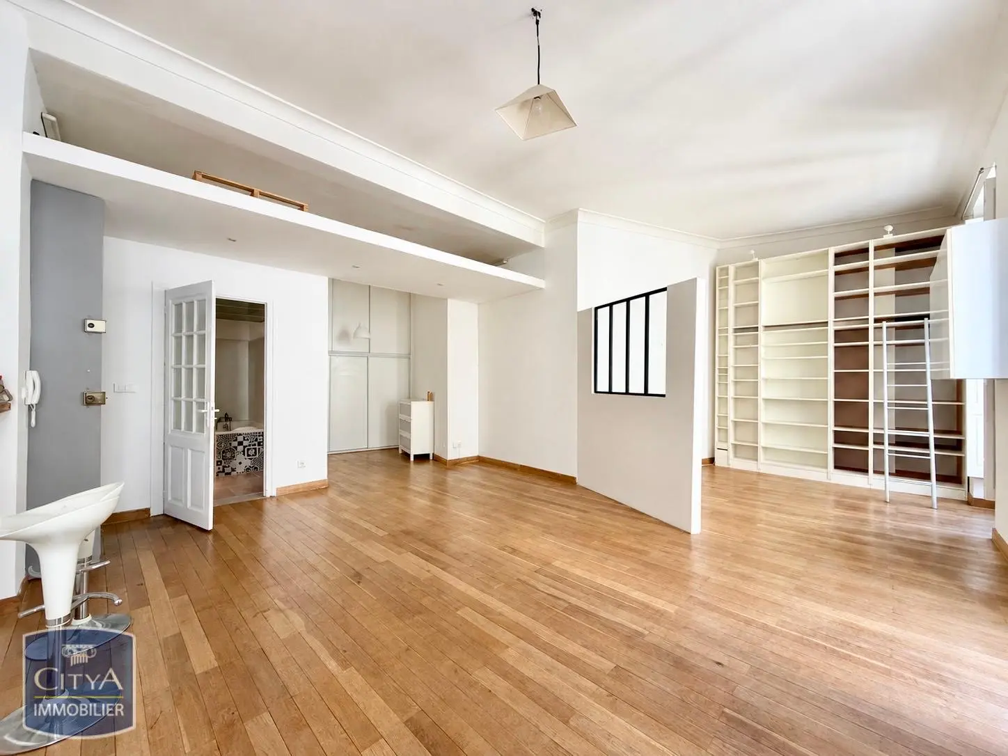 Photo 1 Appartement 1 pièce 62.88m²