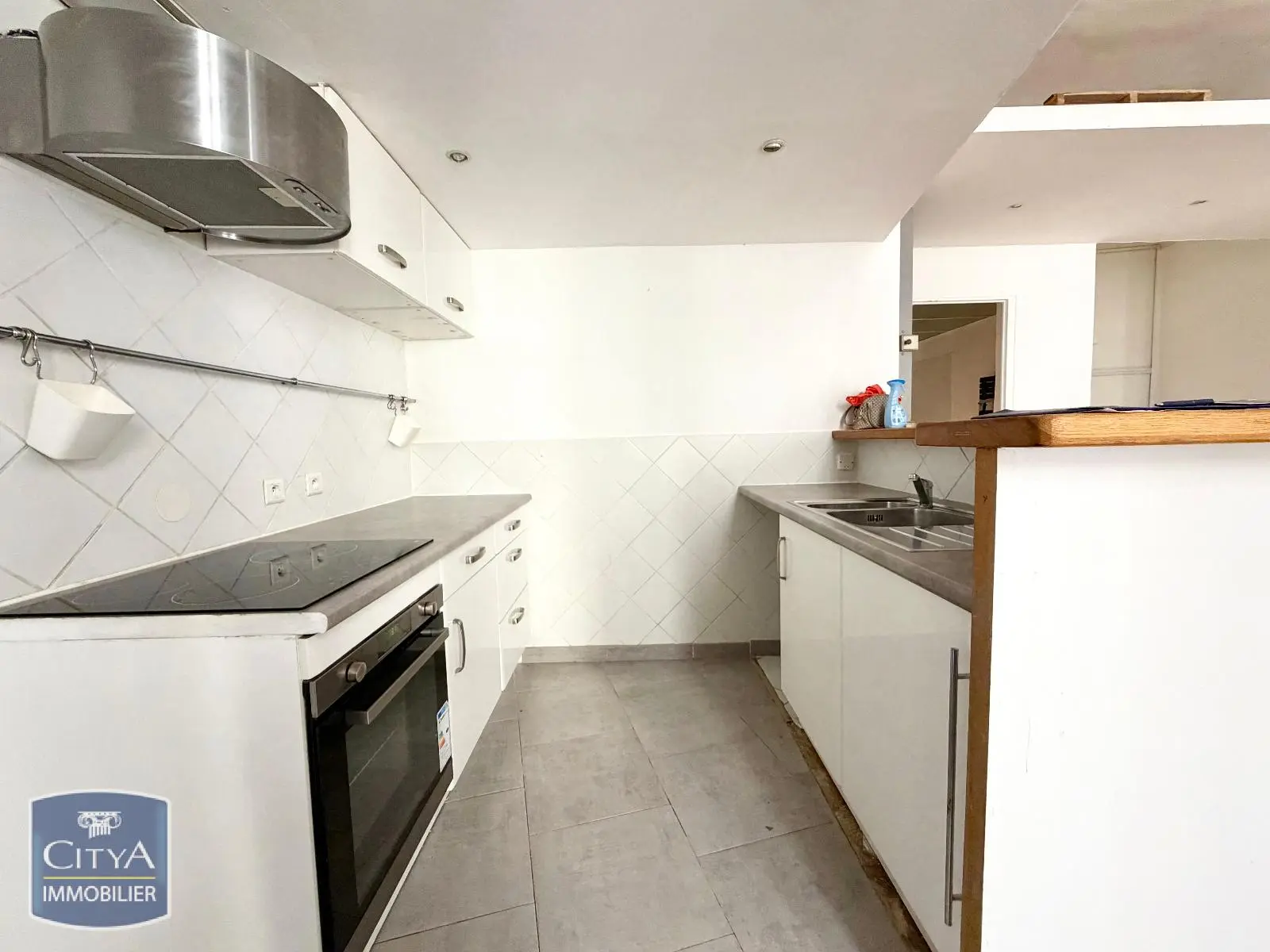 Photo 2 Appartement 1 pièce 62.88m²