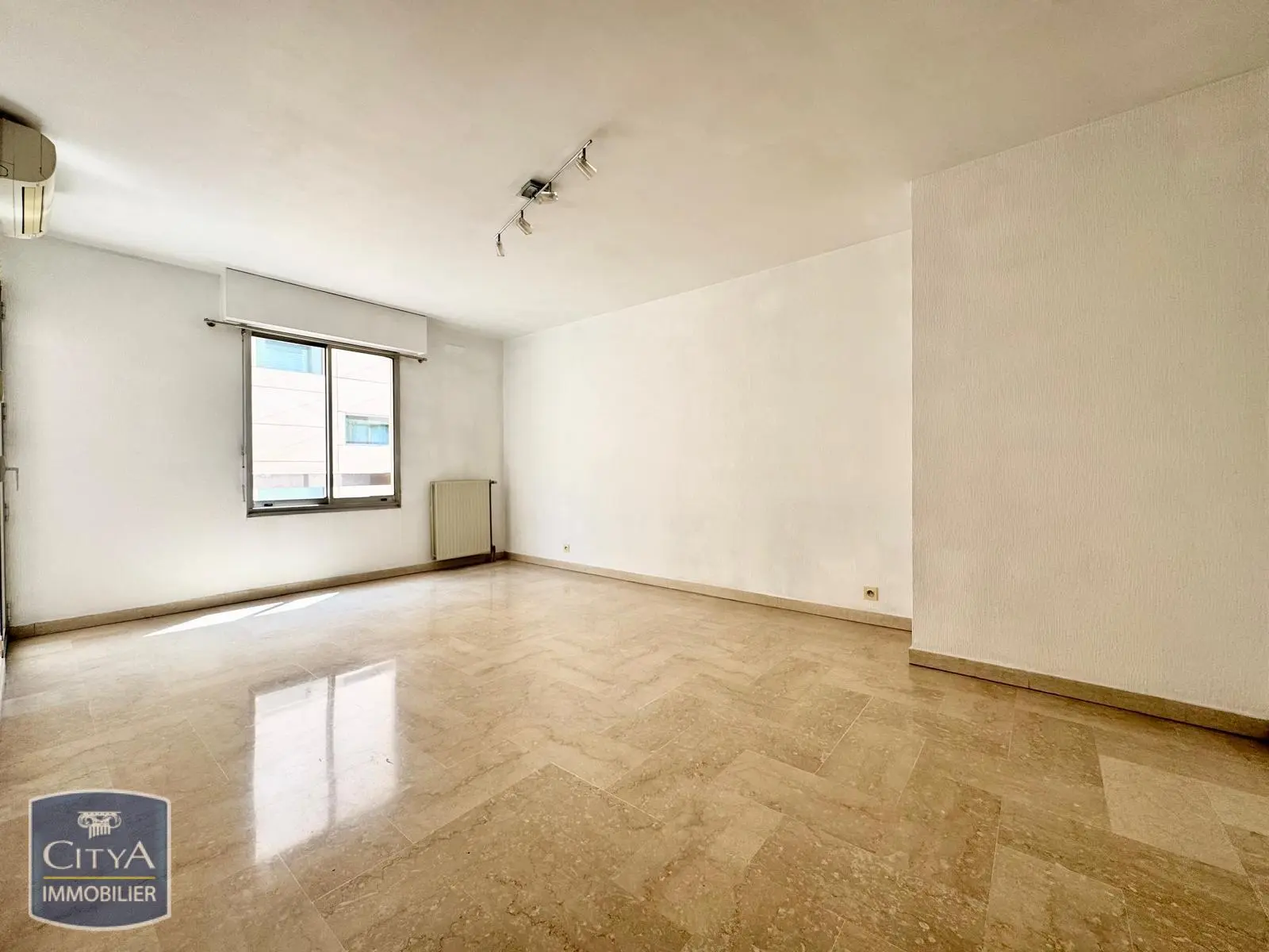 Photo 2 appartement Nîmes