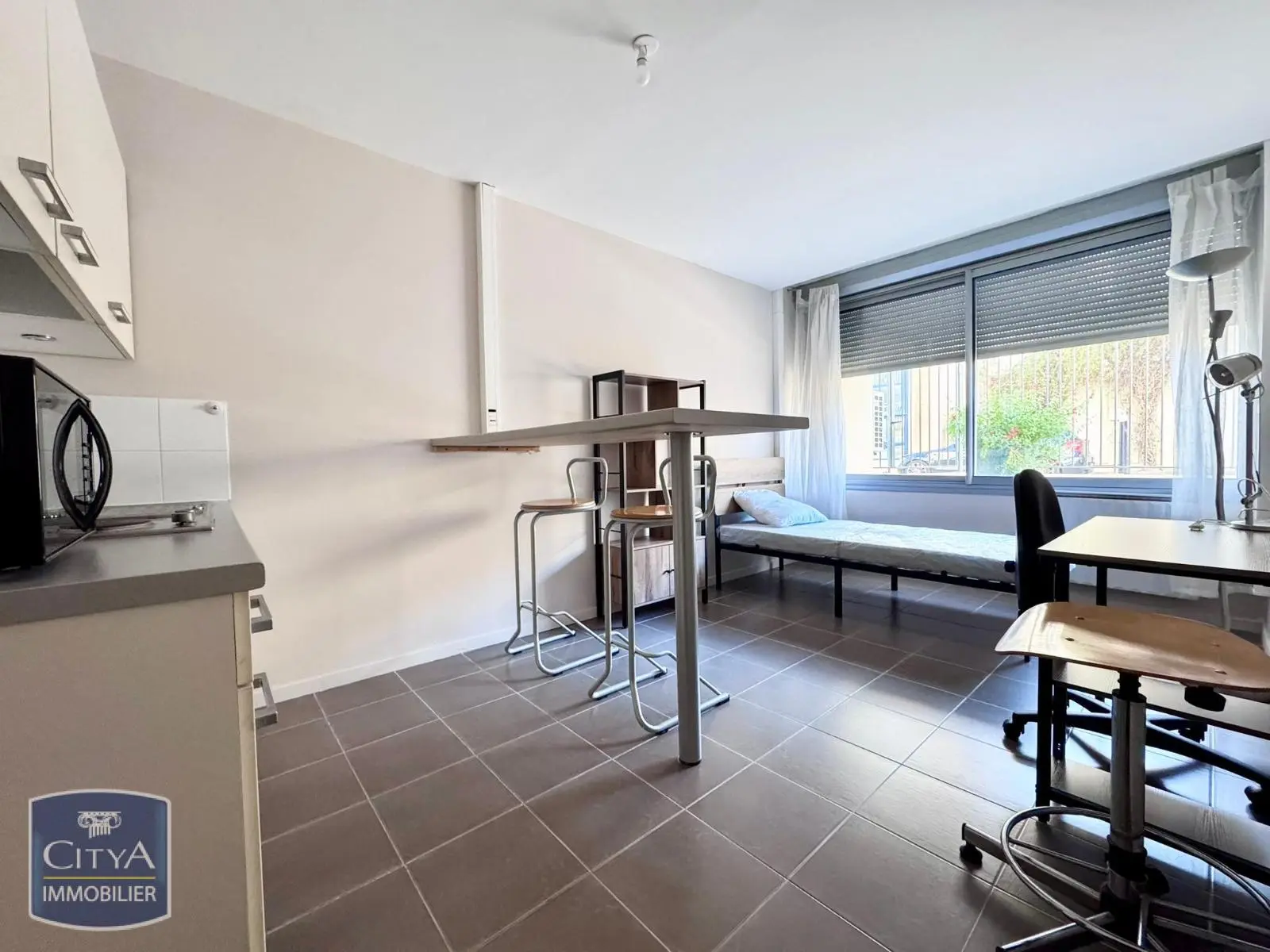Photo 1 Appartement 1 pièce 19.65m²