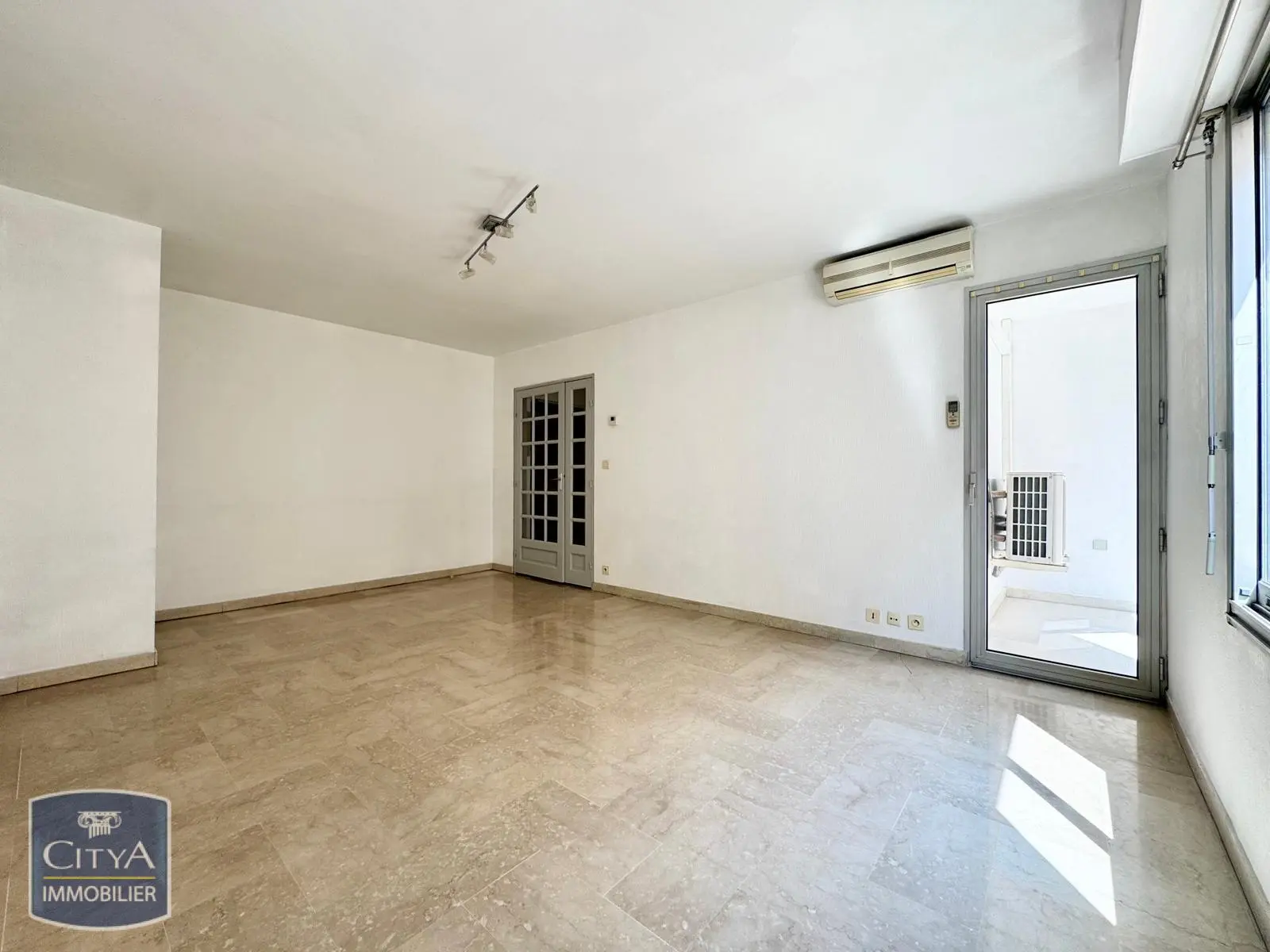 Photo 3 appartement Nîmes