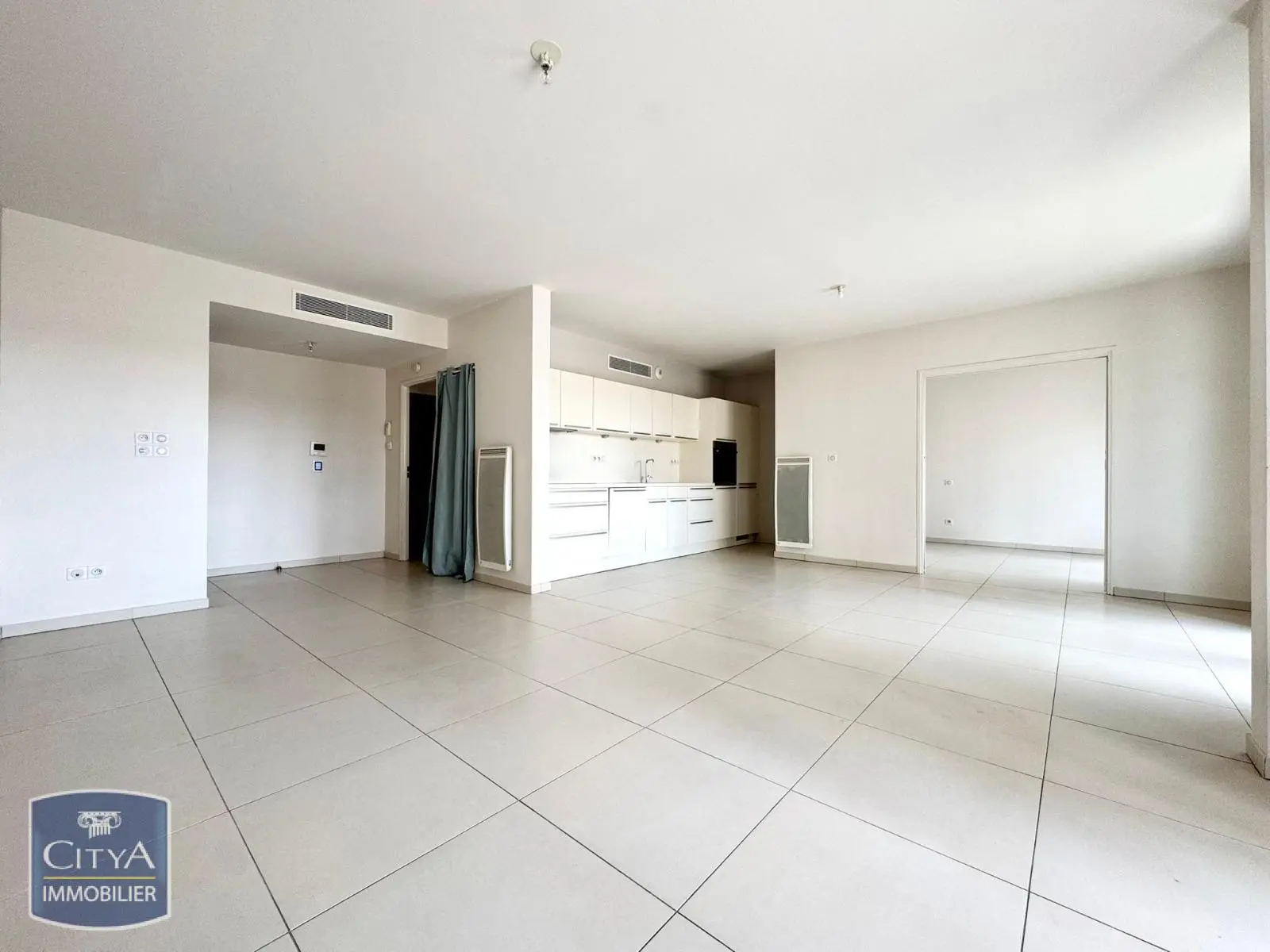 Photo 3 Appartement 4 pièces 96.16m²