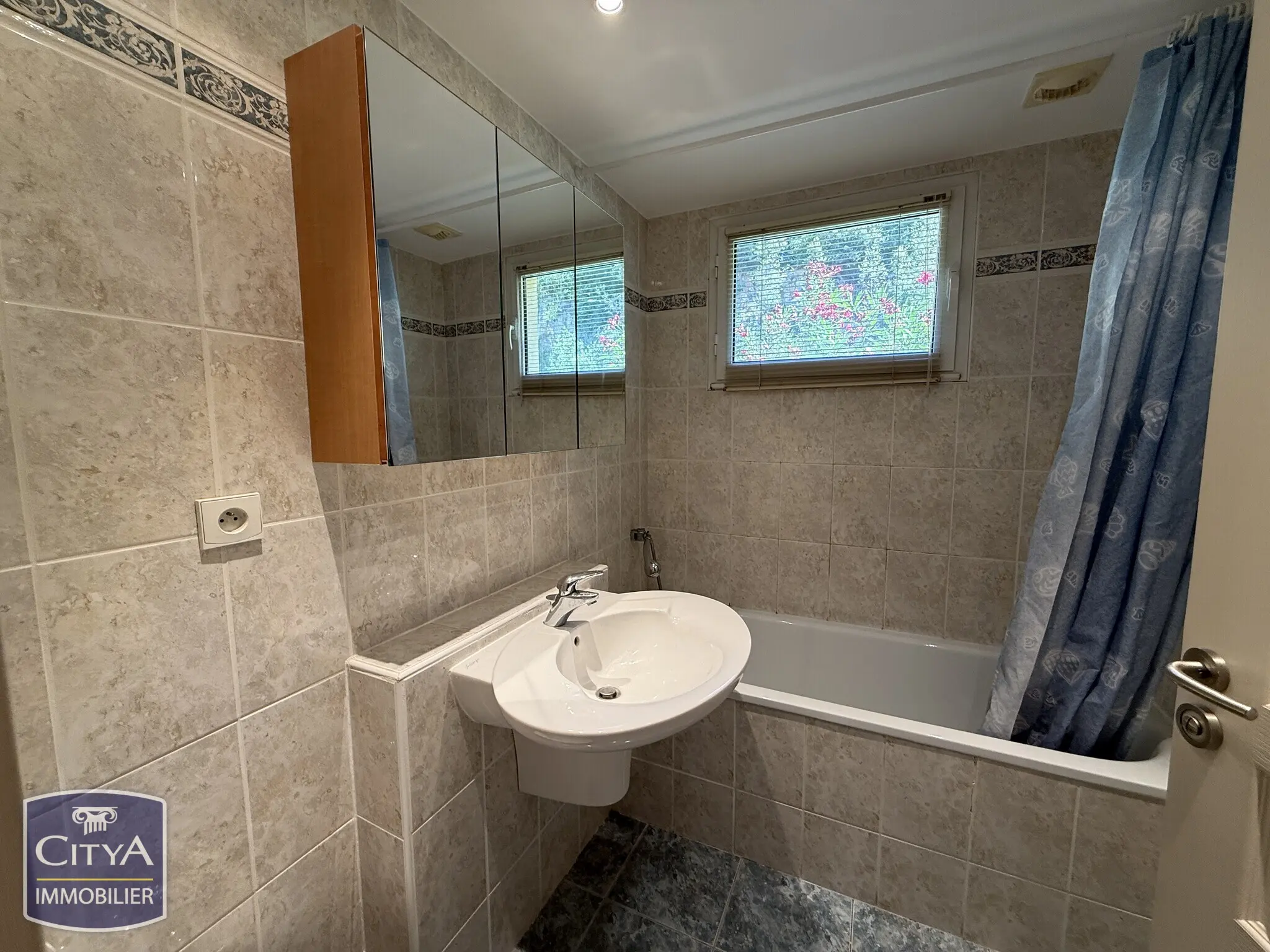 Photo 11 Appartement 7 pièces 169.9m²