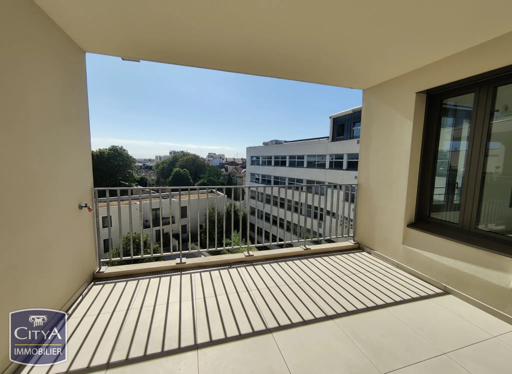 Photo 1 Appartement 3 pièces 97.32m²