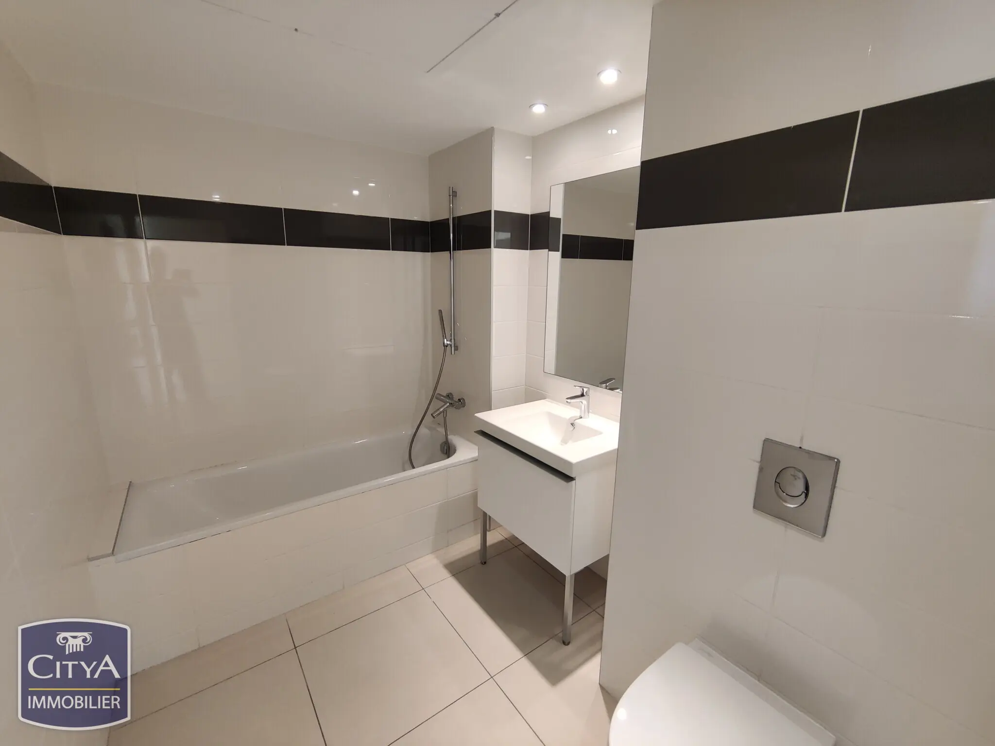 Photo 8 Appartement 3 pièces 97.32m²