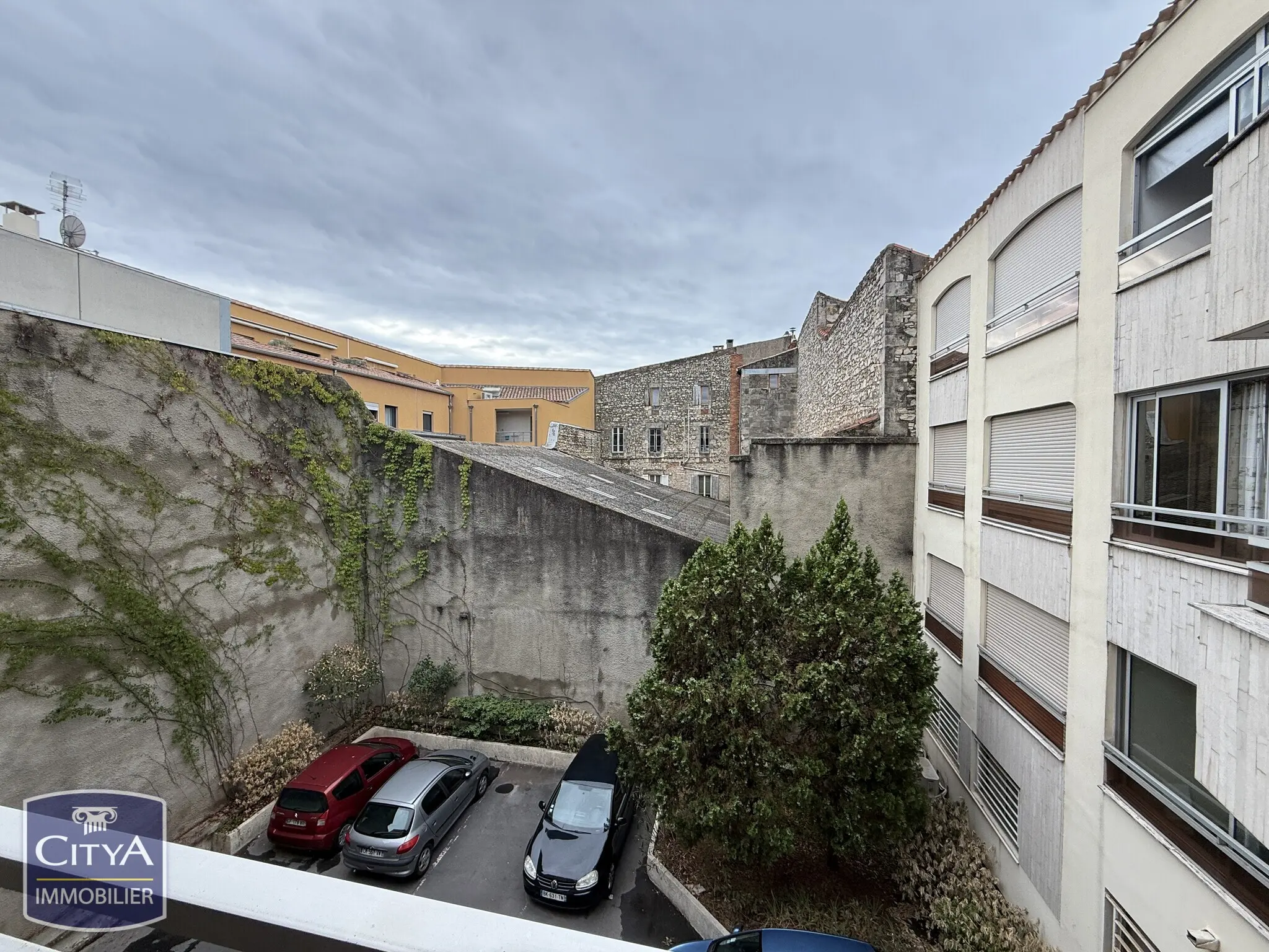 Photo 2 Appartement 1 pièce 28.3m²