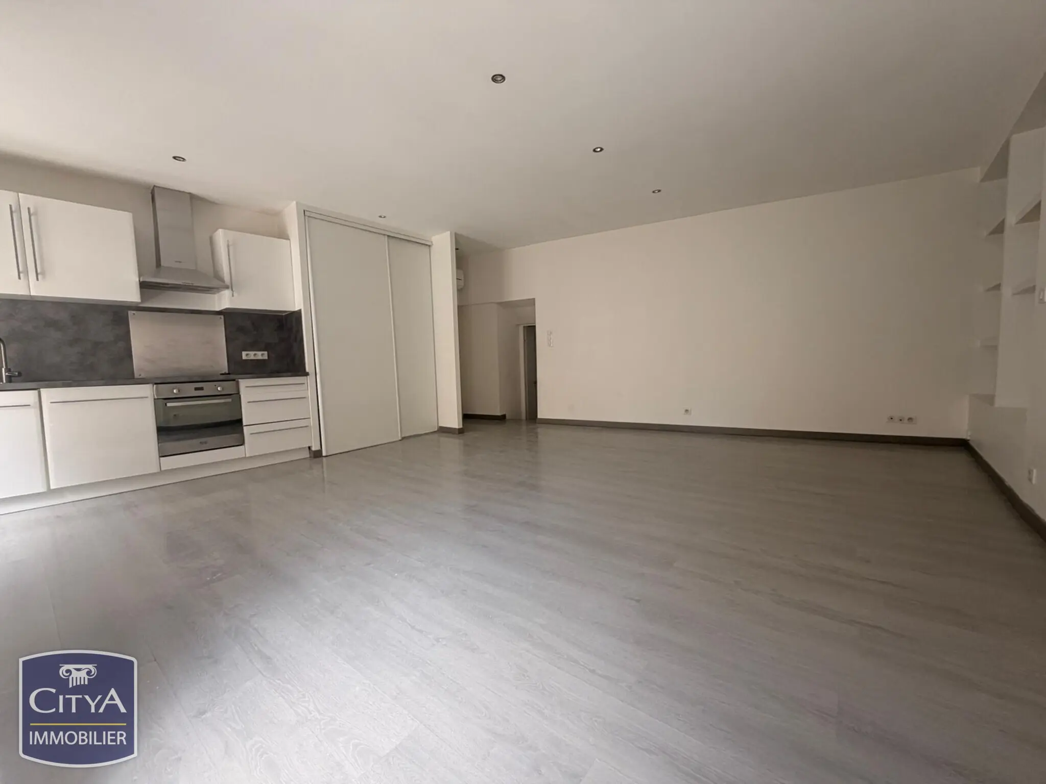 Photo 5 Appartement 2 pièces 61.7m²