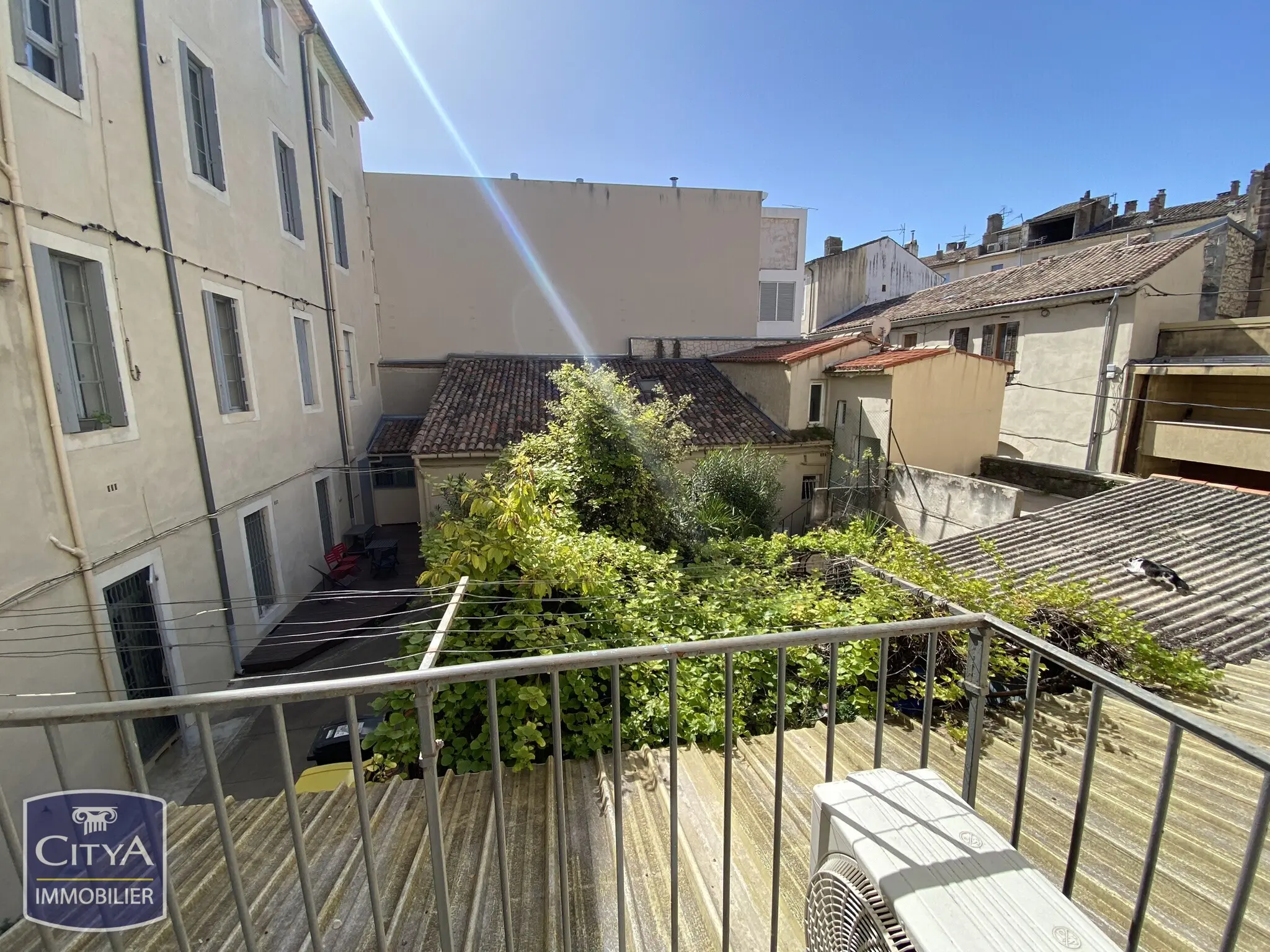 Photo 3 Immeuble 350m²