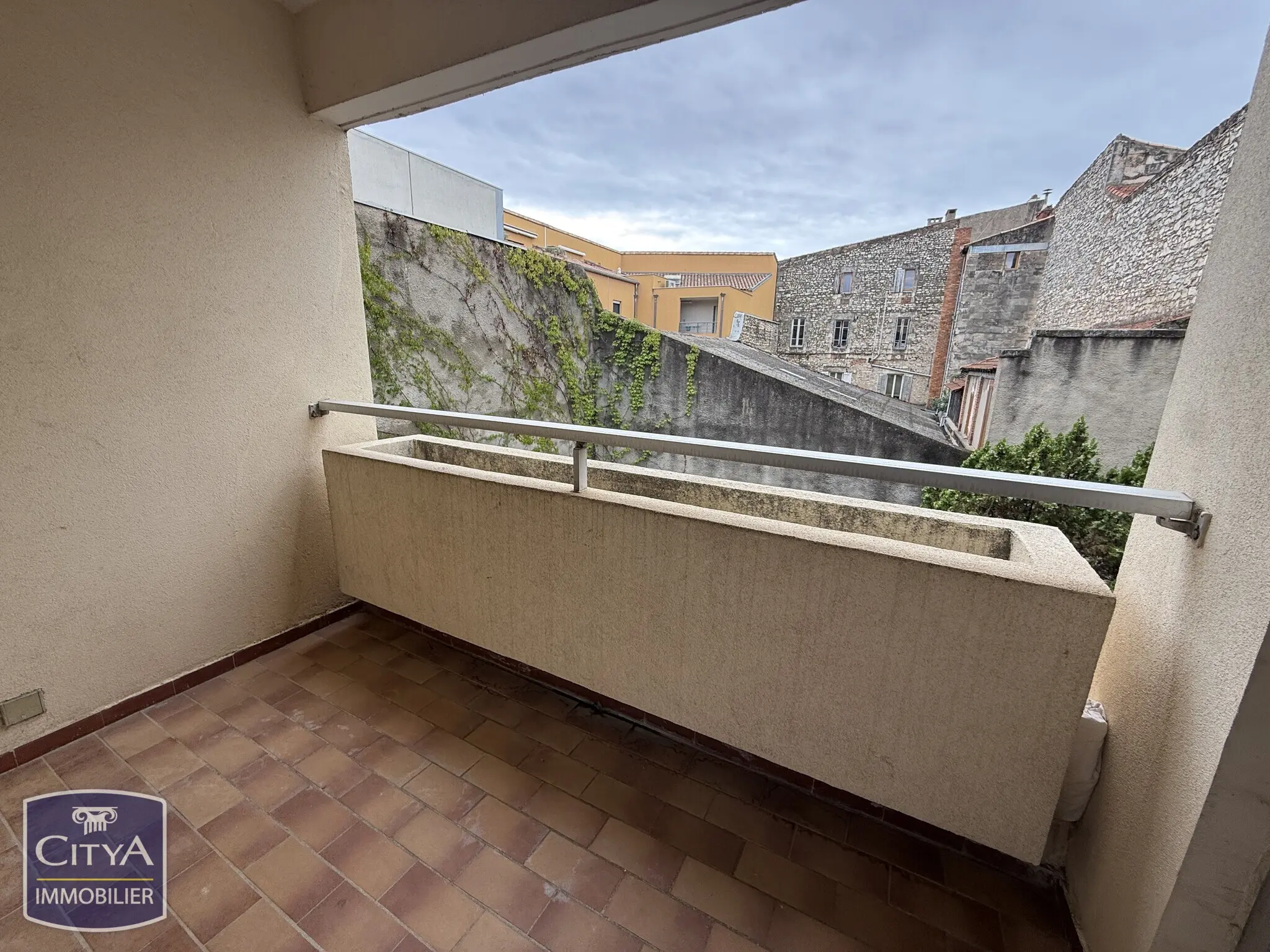 Photo 1 Appartement 1 pièce 28.3m²