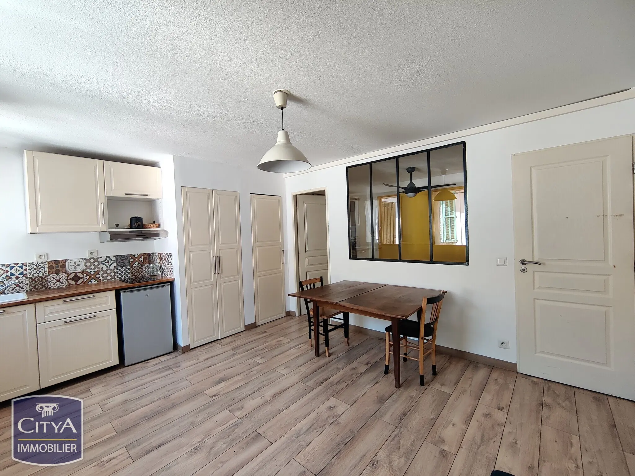 Photo 2 Appartement 2 pièces 27.9m²