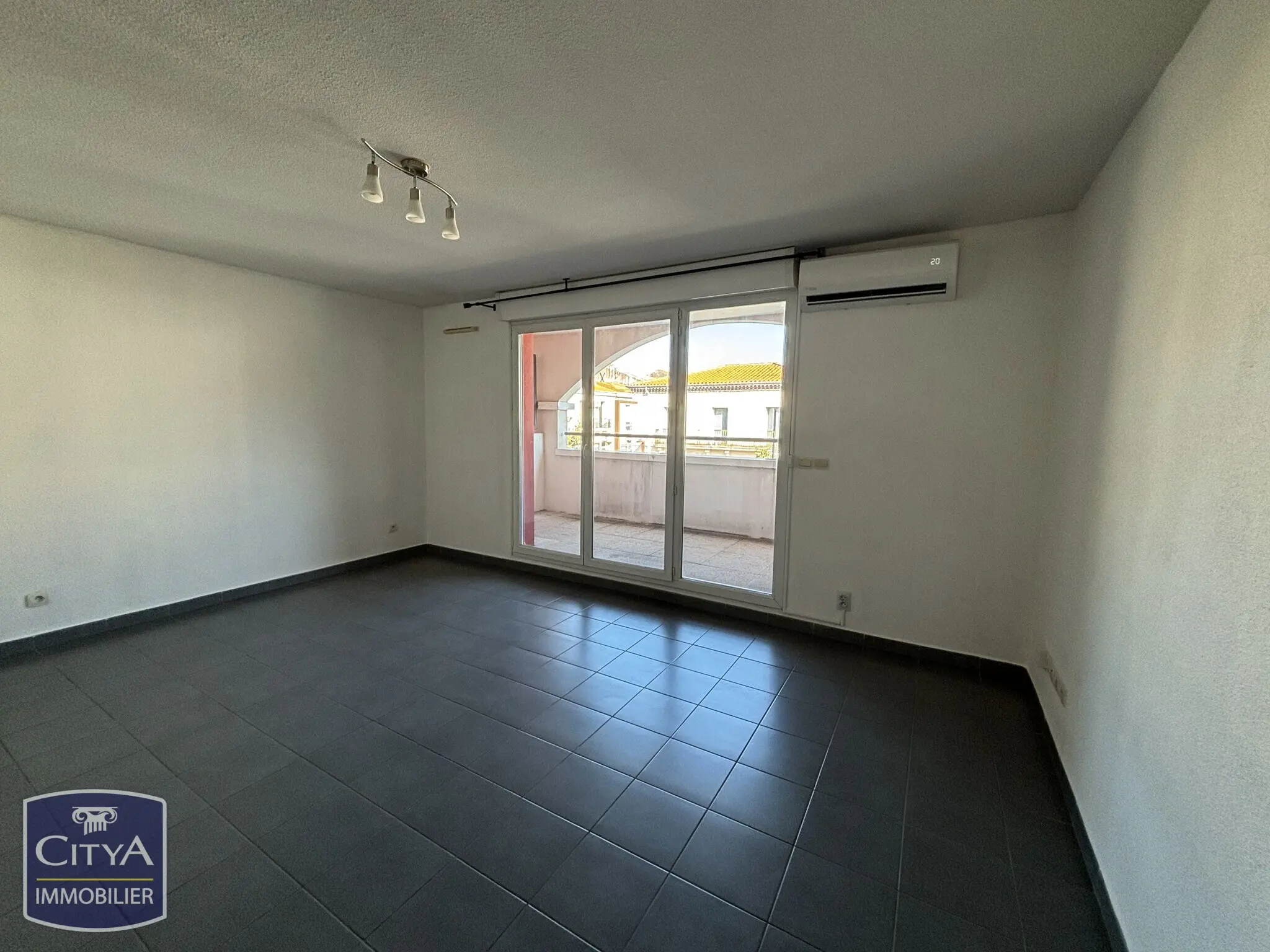 Photo 2 Appartement 1 pièce 30m²
