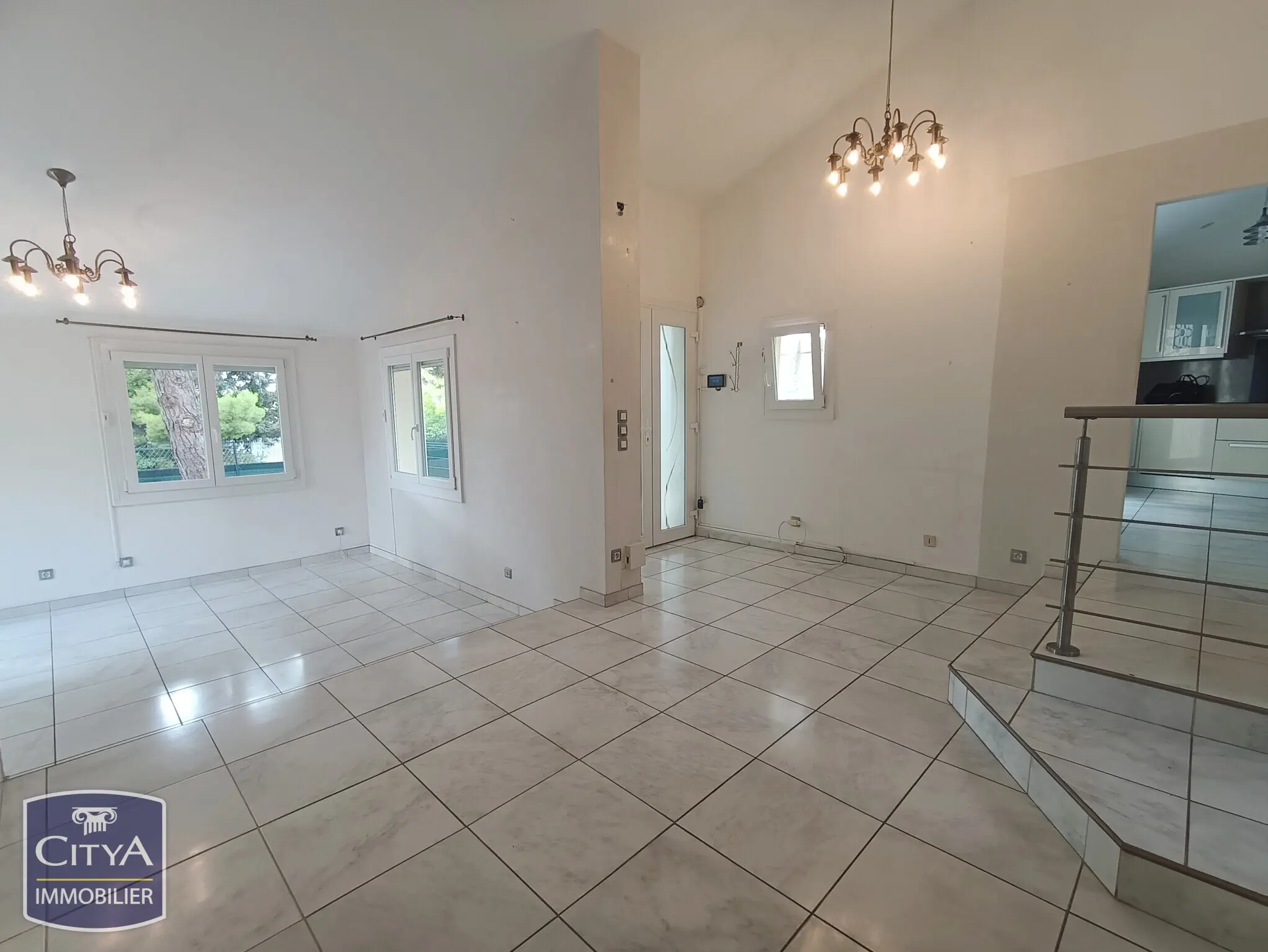 Photo 1 Maison 4 pièces 98m²