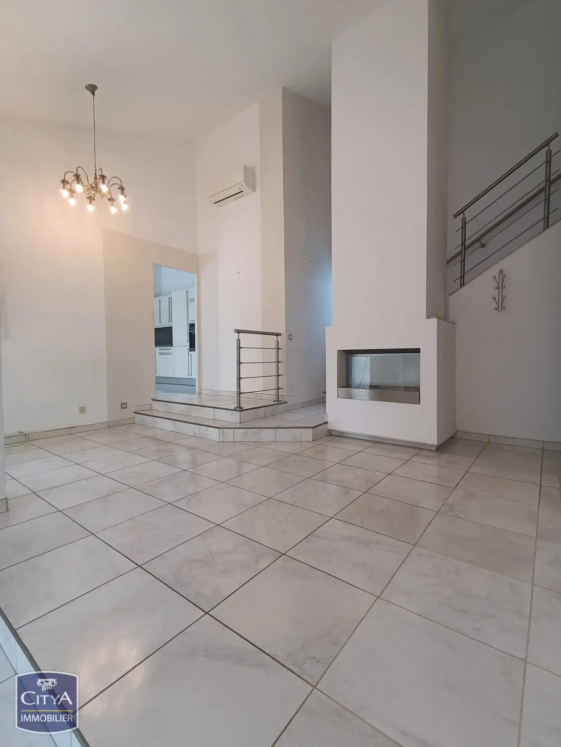 Photo 2 Maison 4 pièces 98m²