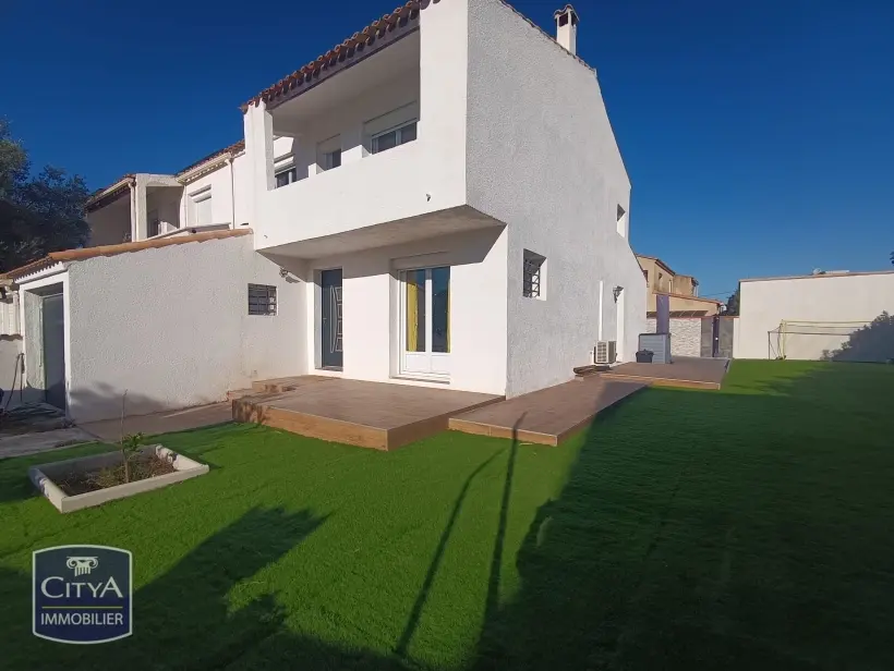 Photo 1 Maison 4 pièces 136m²