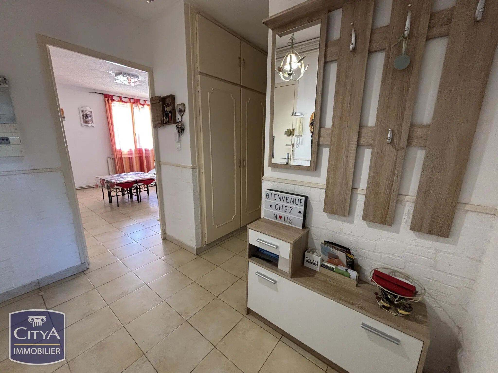 Photo 1 Appartement 5 pièces 107.43m²