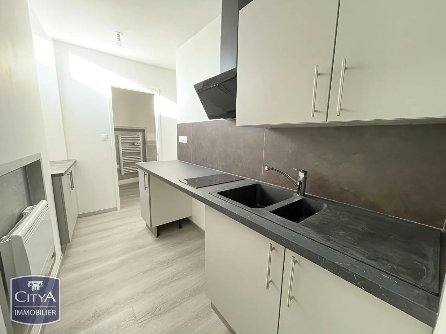 Photo 4 Appartement 1 pièce 27.49m²