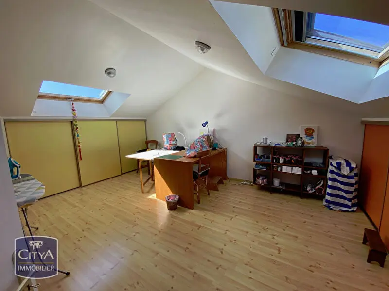 Photo 11 Maison 8 pièces 240m²