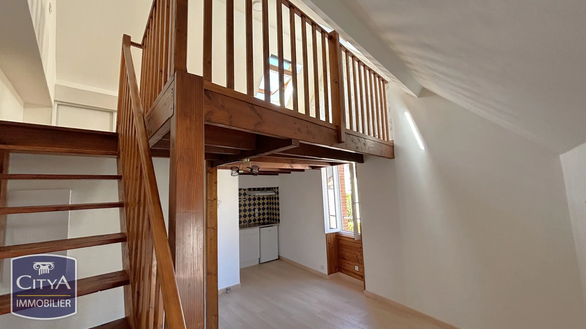 Photo 1 Appartement 1 pièce 23.47m²