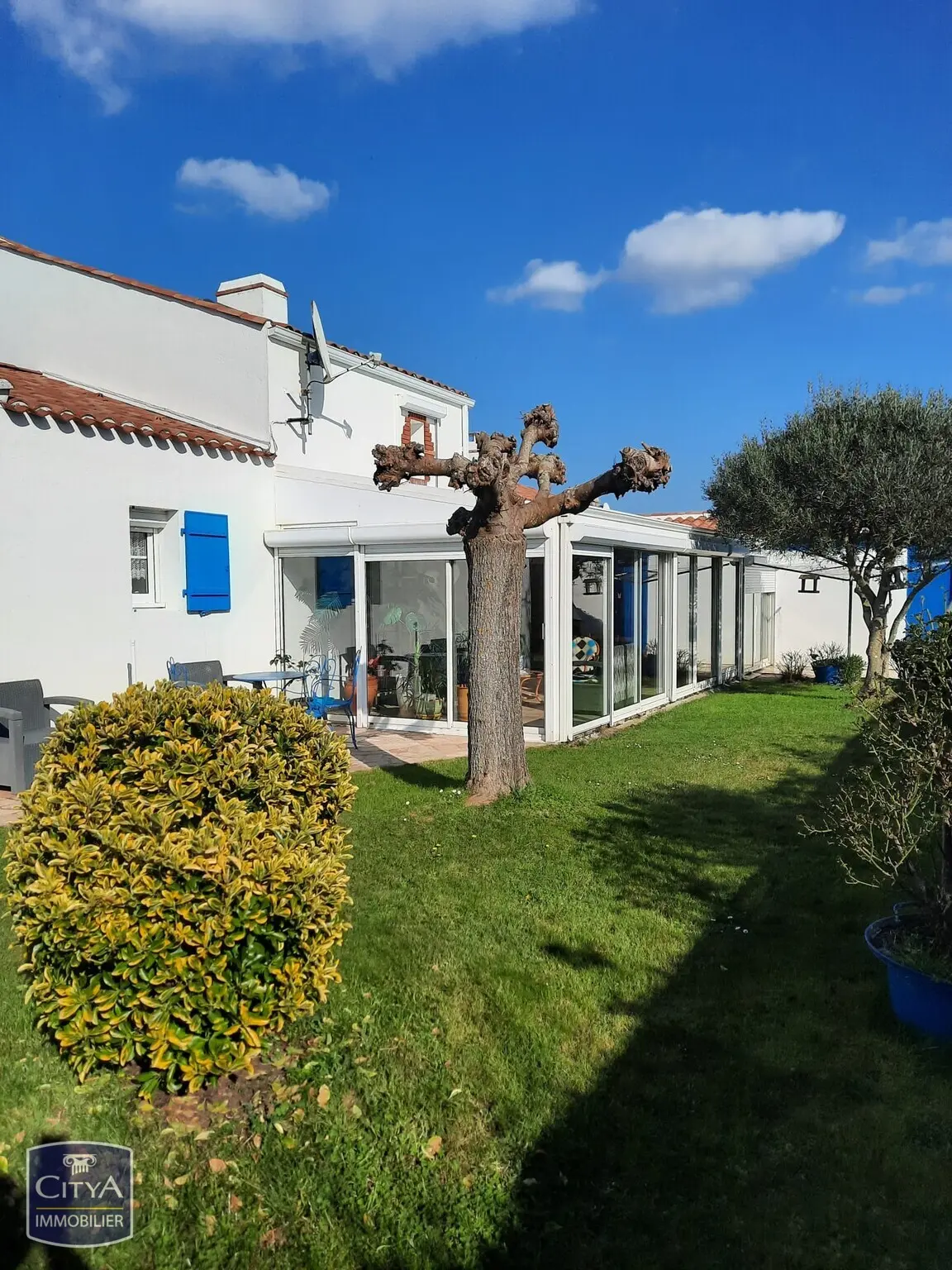 Photo 2 Maison 6 pièces 151m²