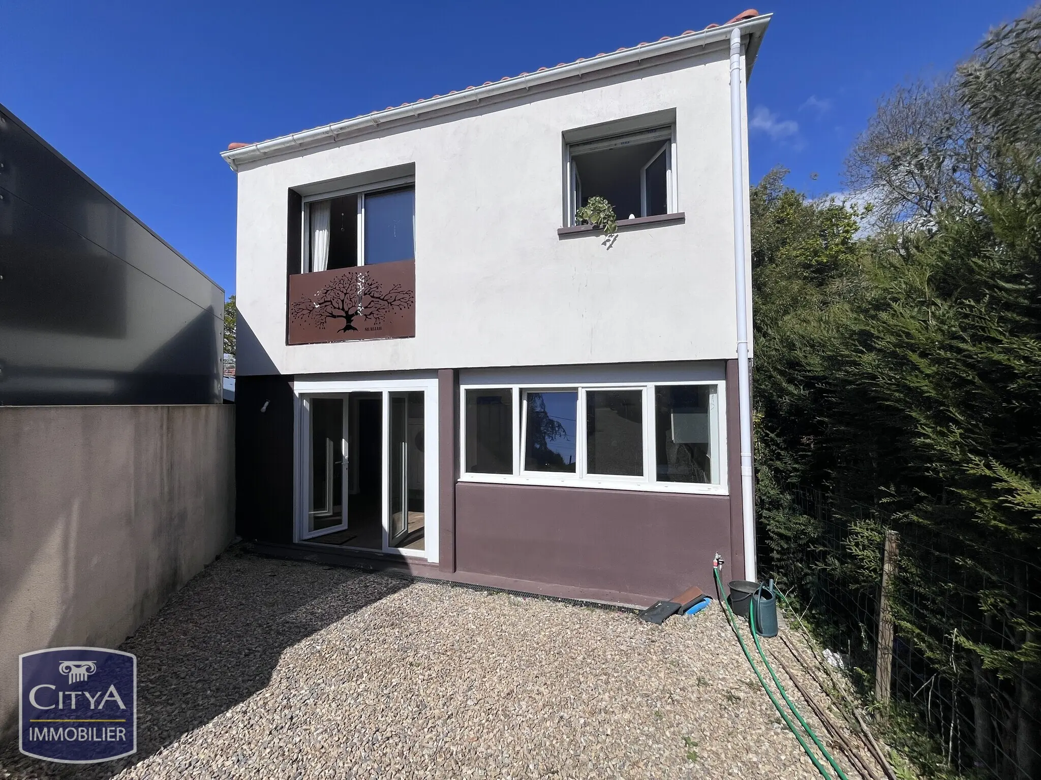 Photo 1 Maison 6 pièces 88m²