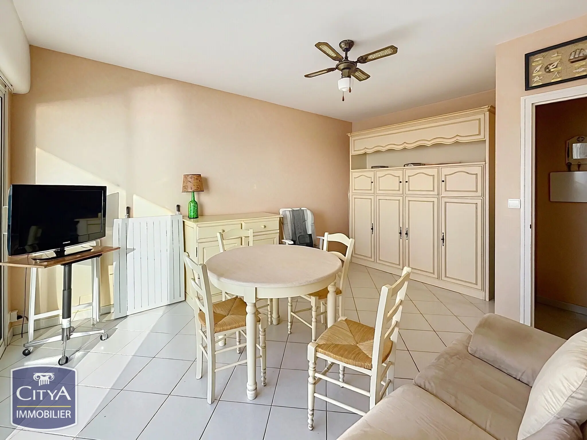 Photo 3 Appartement 1 pièce 26.37m²