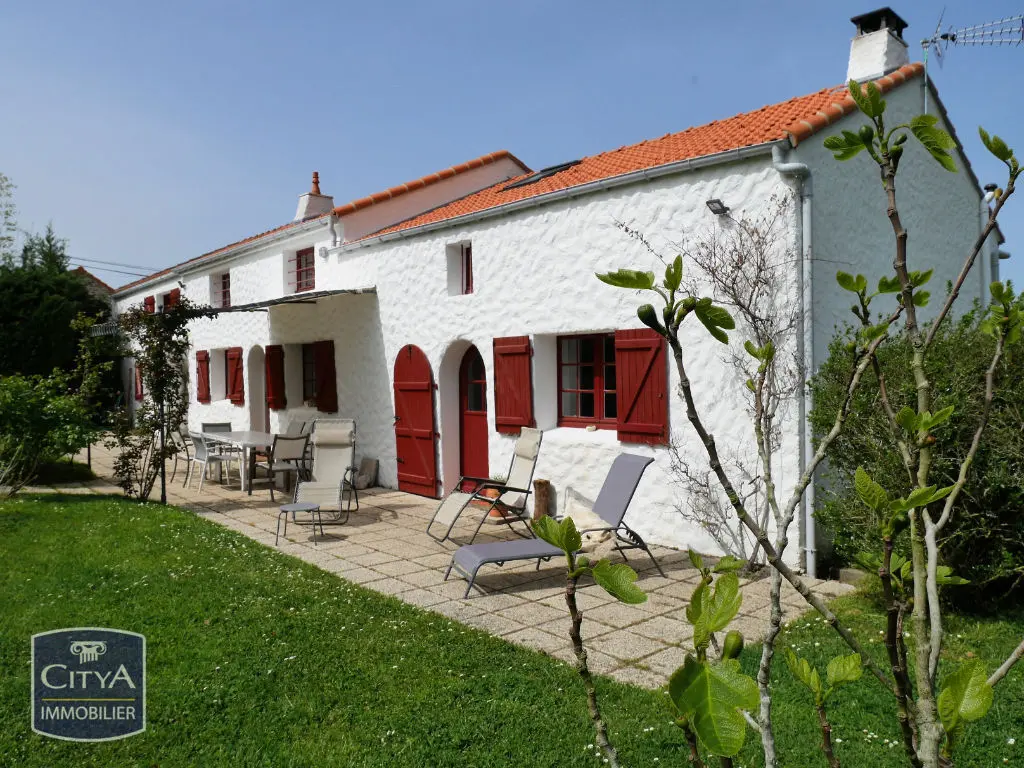 Photo 1 Maison 6 pièces 140m²