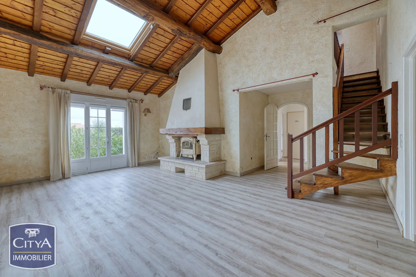 Photo 2 Maison 6 pièces 145.4m²