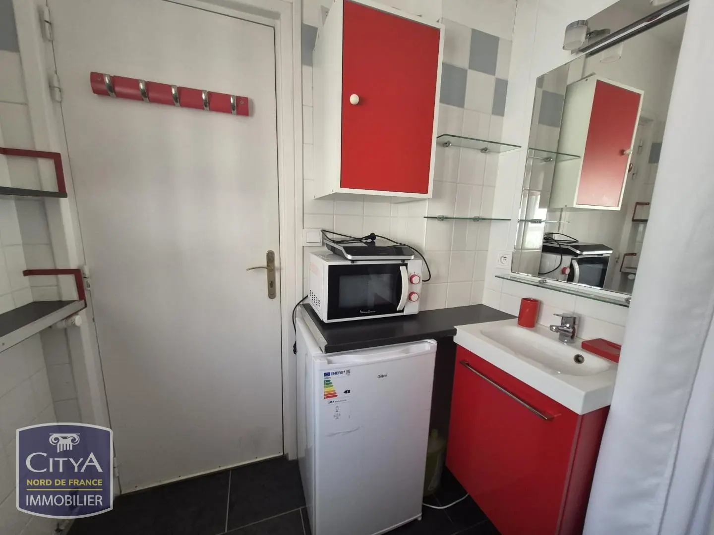 Photo 4 Appartement 1 pièce 9.92m²
