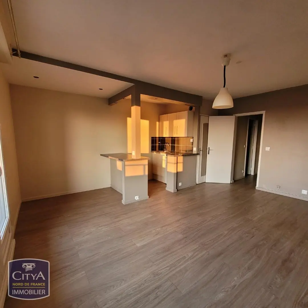 Photo 2 Appartement 1 pièce 32.37m²