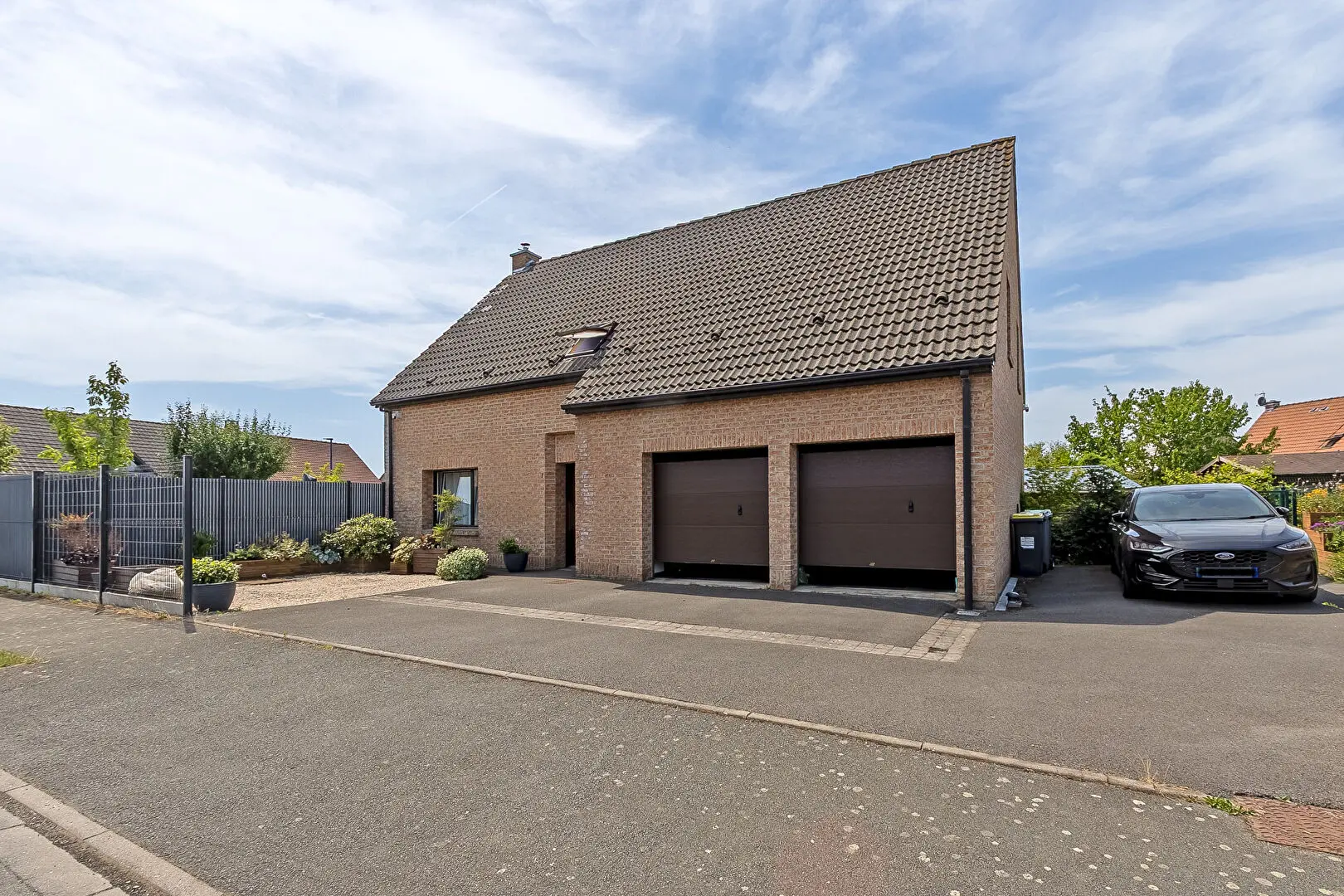 Photo 1 Maison 7 pièces 146m²