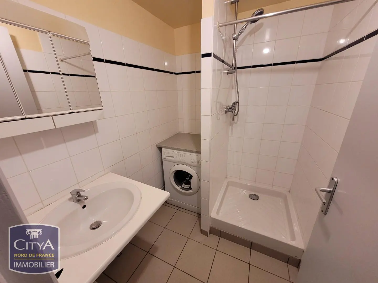 Photo 3 Appartement 1 pièce 22.42m²