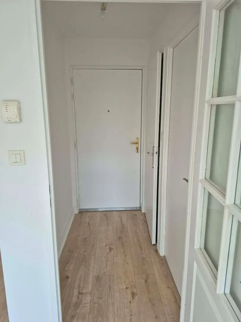 Photo 8 Appartement 1 pièce 27.34m²