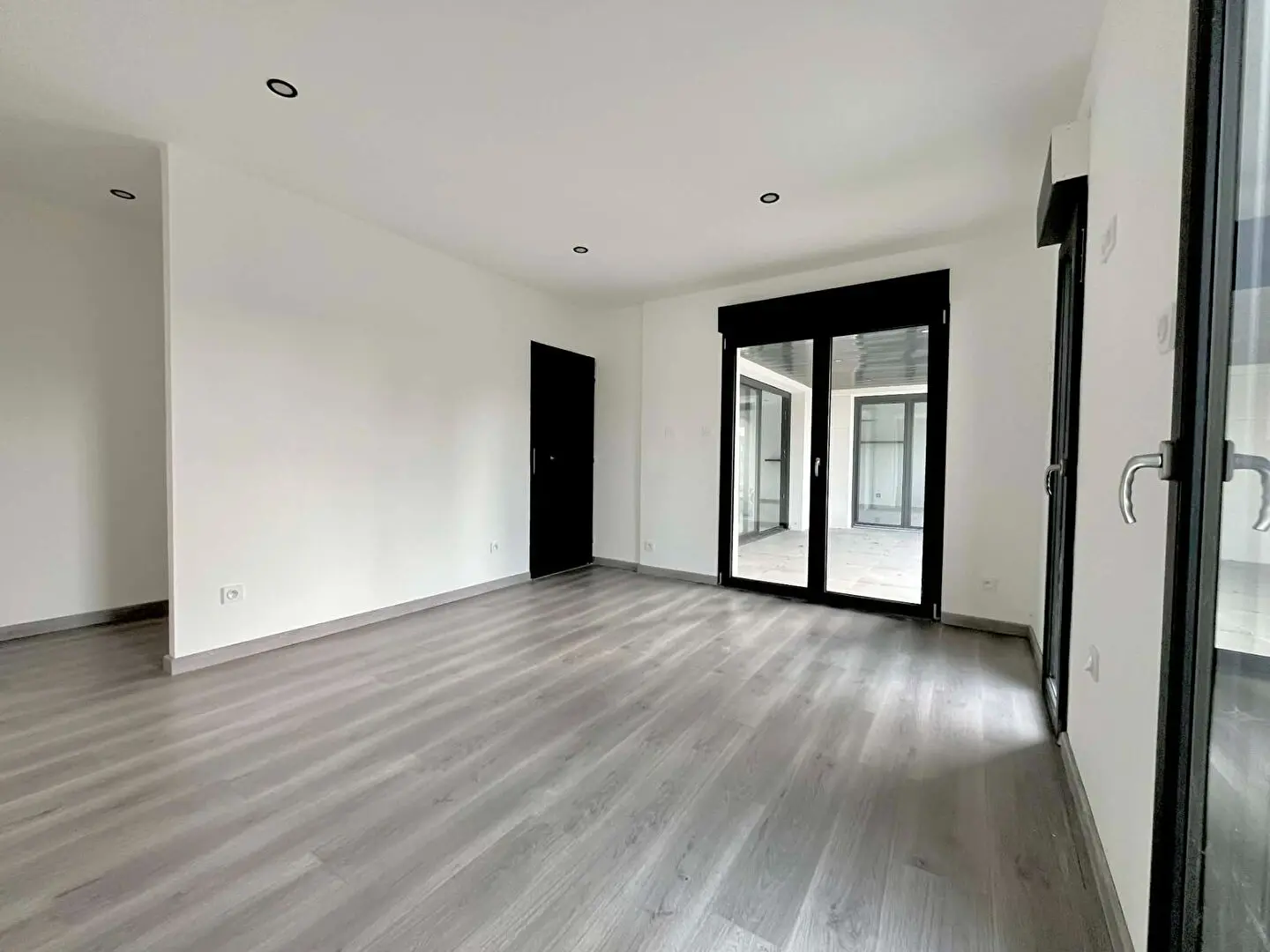 Photo 6 Maison 4 pièces 147m²