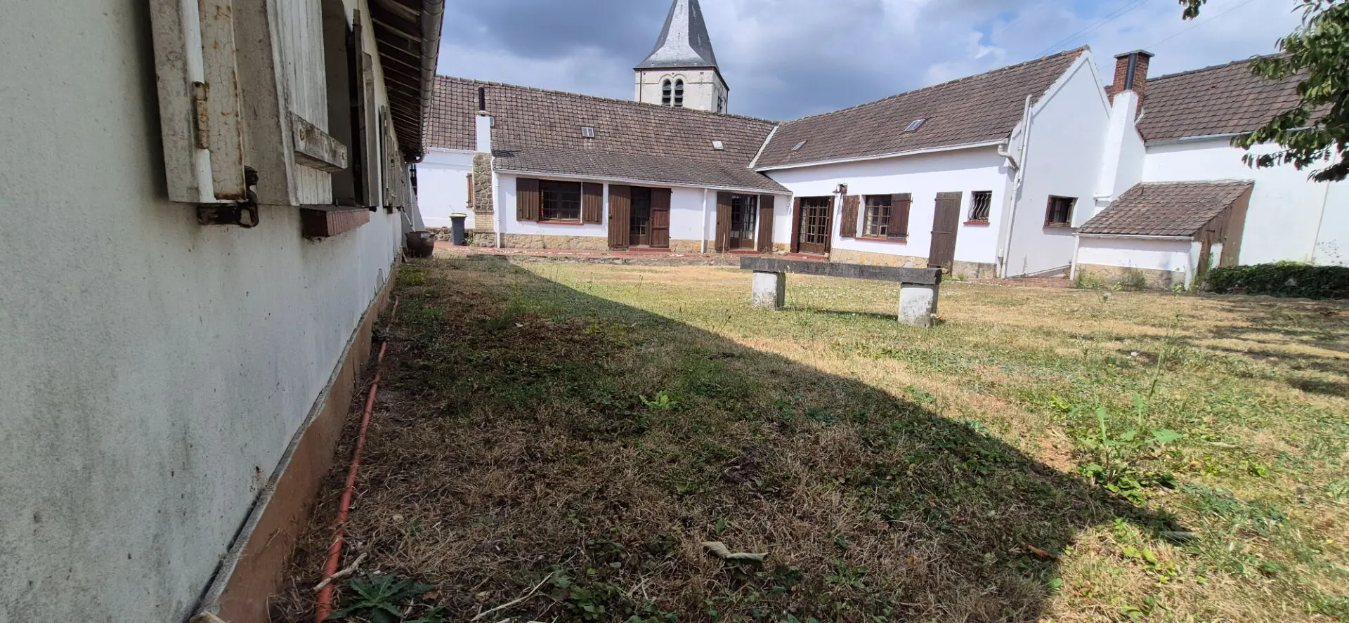 Photo 2 Maison 6 pièces 217m²