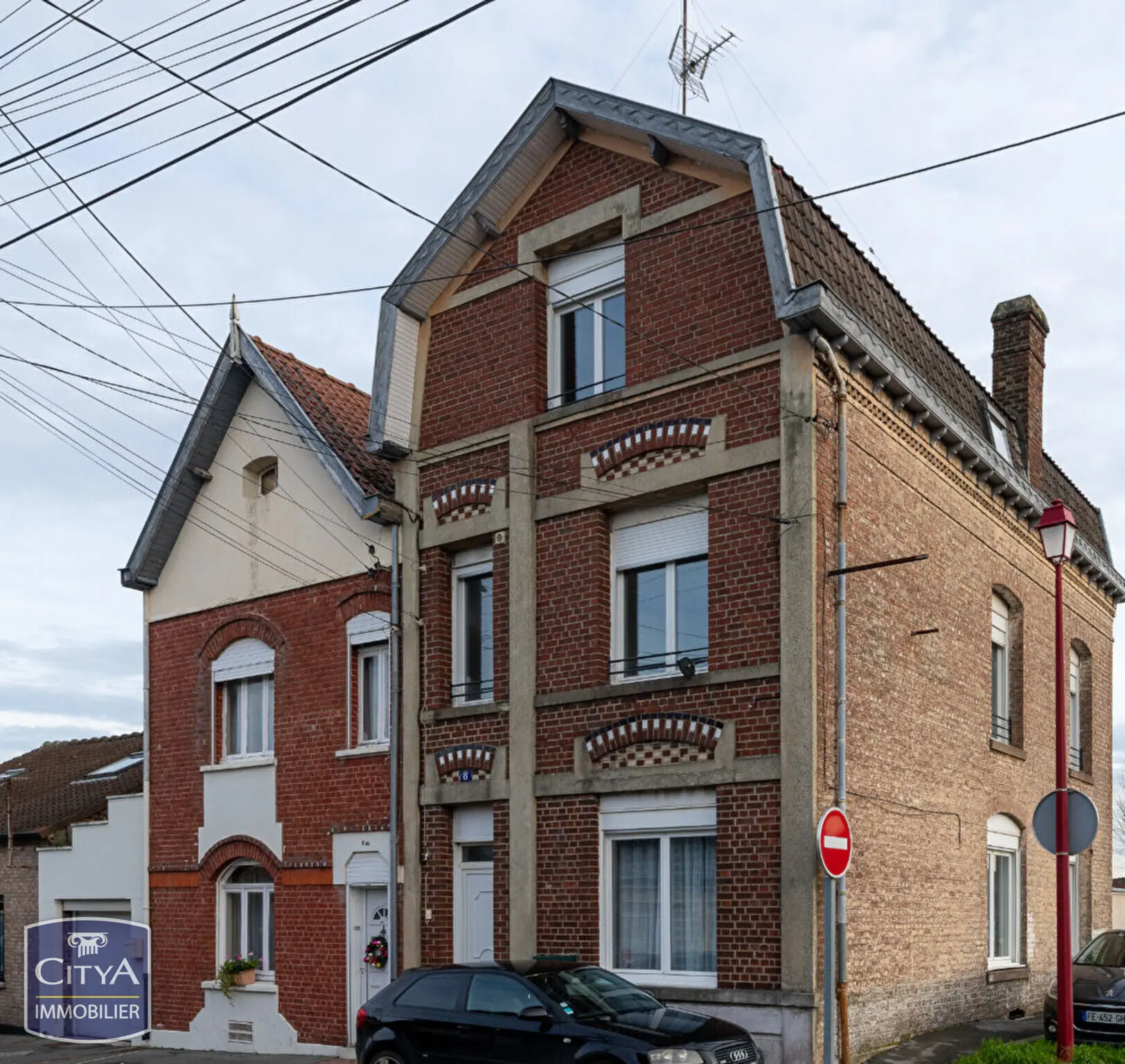 Photo 1 Immeuble 165m²