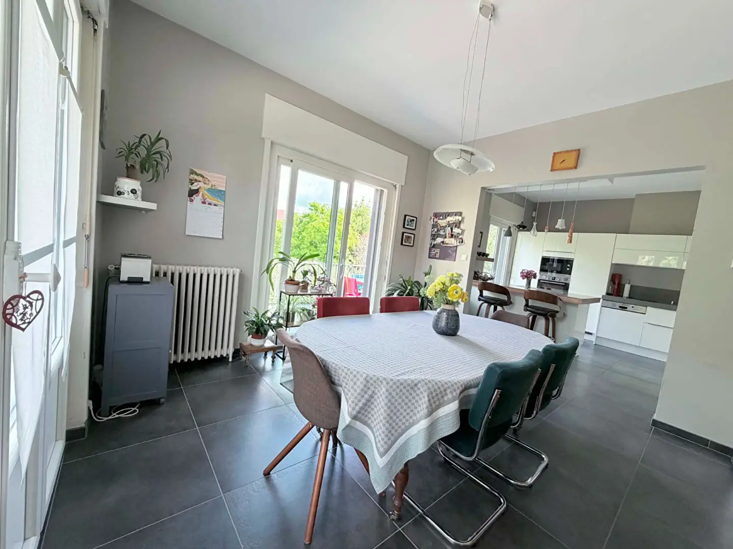 Photo 8 Maison 8 pièces 241.1m²