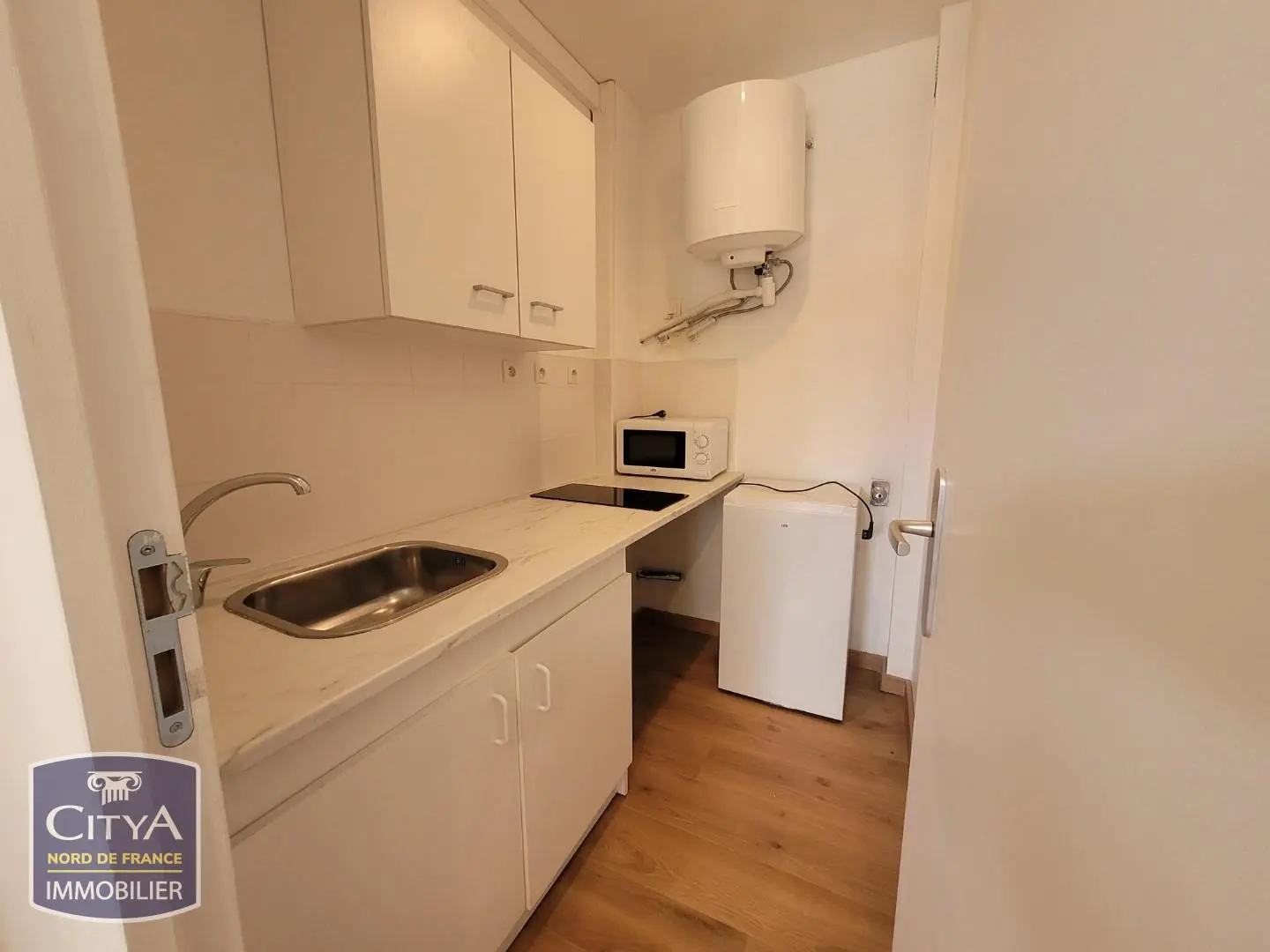 Photo 2 Appartement 1 pièce 14m²